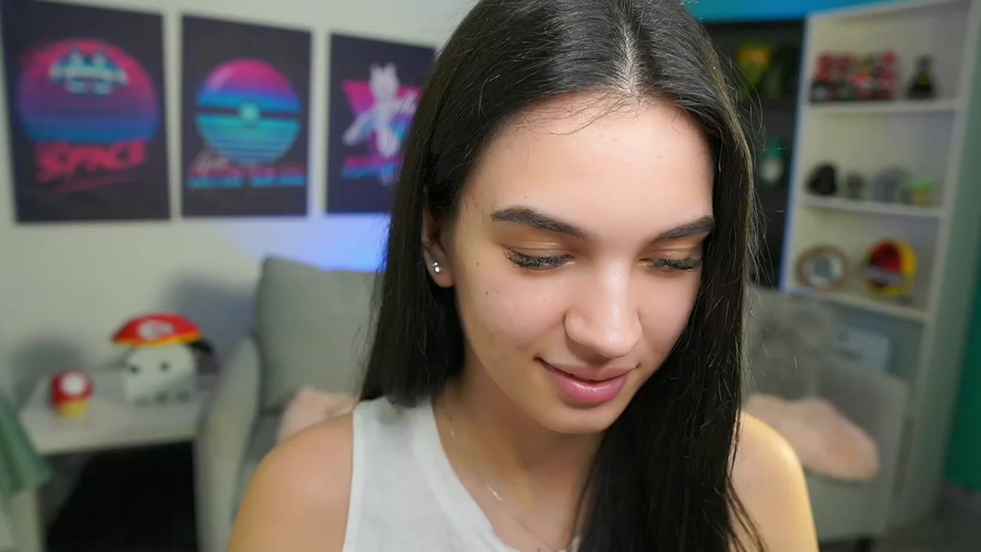 Gallery image thumbnail from Kylie_Quinn's myfreecams stream on, 02/18/2023, 21:20 image 10 of 20