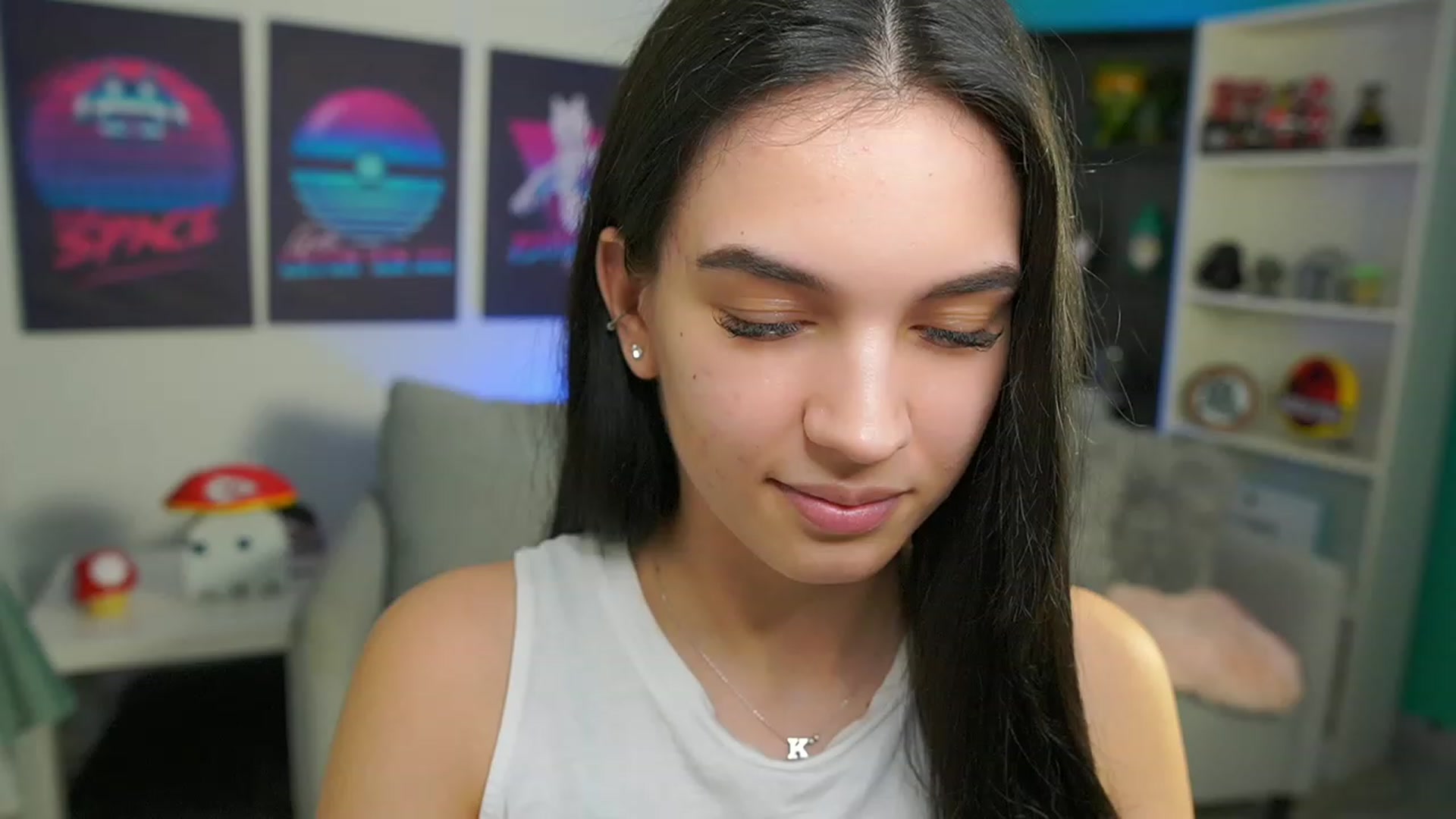 Gallery image thumbnail from Kylie_Quinn's myfreecams stream on, 02/18/2023, 21:20 image 17 of 20