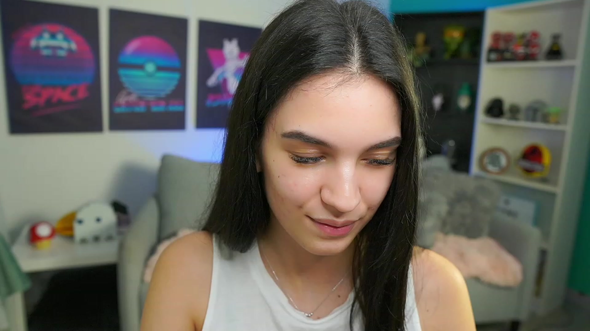 Gallery image thumbnail from Kylie_Quinn's myfreecams stream on, 02/19/2023, 24:23 image 2 of 20