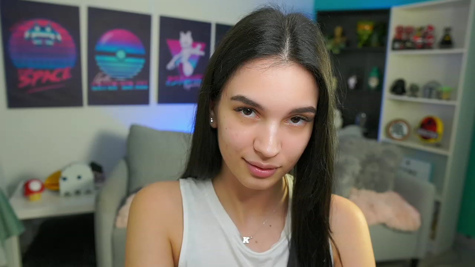 Gallery image thumbnail from Kylie_Quinn's myfreecams stream on, 02/19/2023, 24:23 image 11 of 20