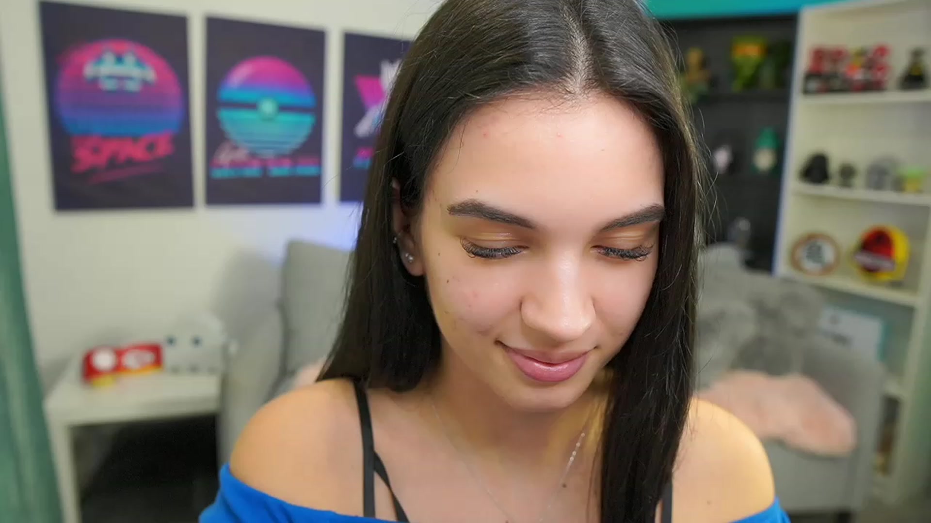 Gallery image thumbnail from Kylie_Quinn's myfreecams stream on, 02/19/2023, 11:23 image 7 of 20