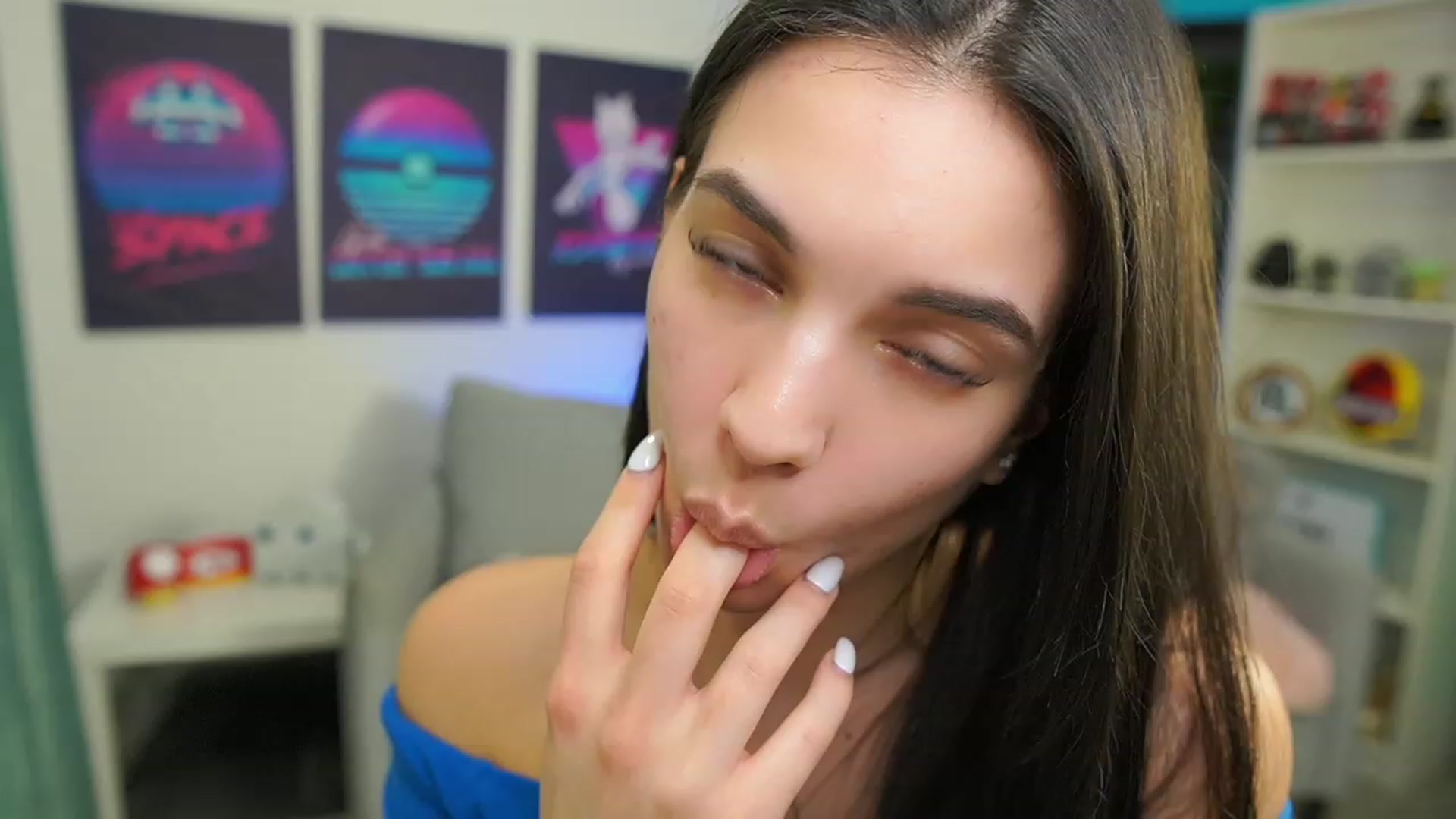 Gallery image thumbnail from Kylie_Quinn's myfreecams stream on, 02/19/2023, 14:14 image 9 of 20