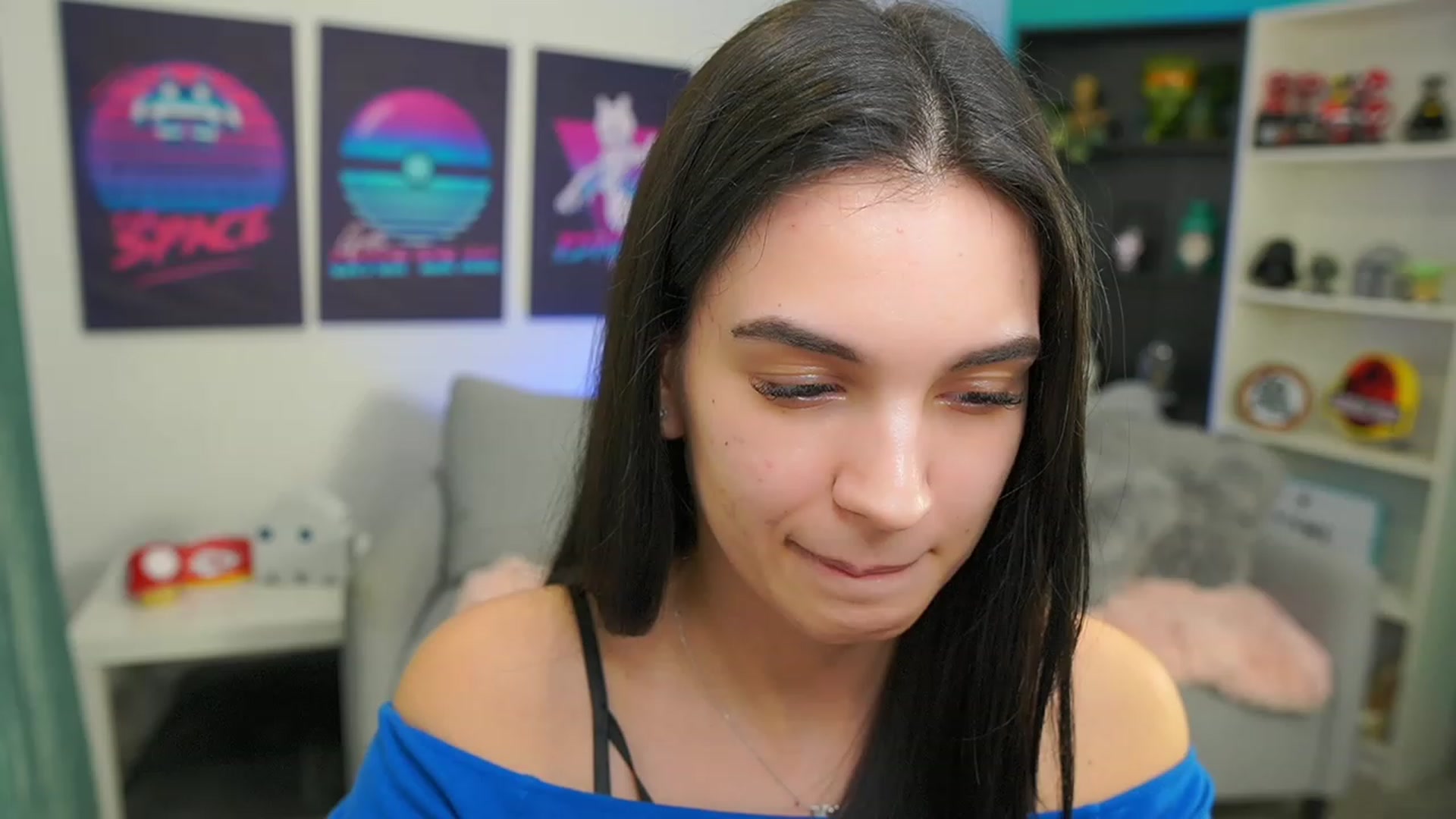 Gallery image thumbnail from Kylie_Quinn's myfreecams stream on, 02/19/2023, 14:14 image 15 of 20