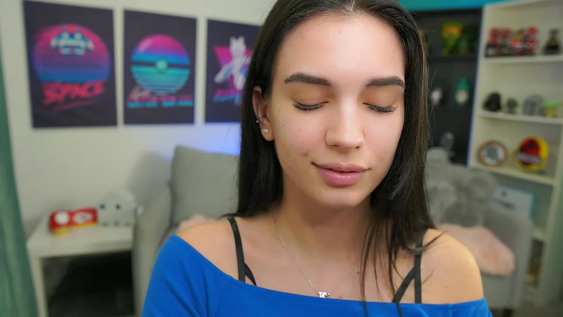 Gallery image thumbnail from Kylie_Quinn's myfreecams stream on, 02/19/2023, 14:14 image 17 of 20