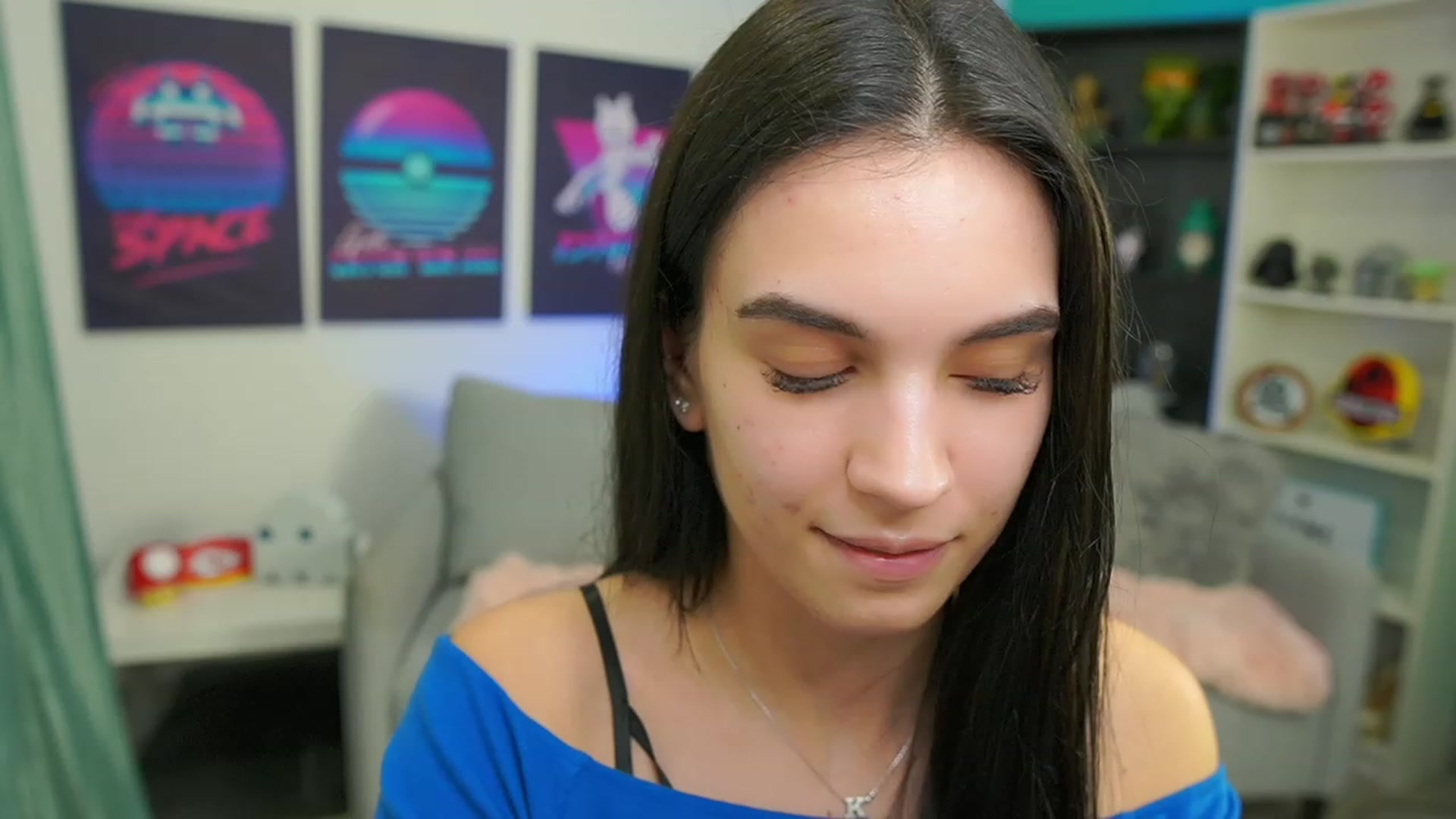 Gallery image thumbnail from Kylie_Quinn's myfreecams stream on, 02/19/2023, 18:09 image 15 of 20