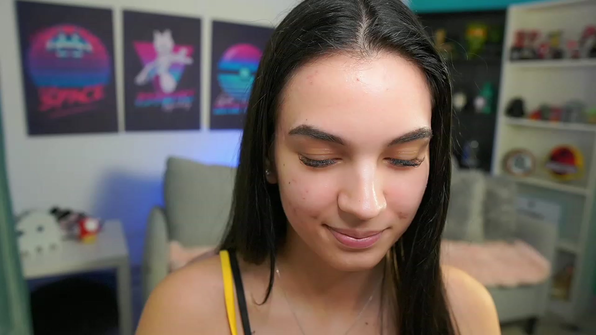 Gallery image thumbnail from Kylie_Quinn's myfreecams stream on, 02/20/2023, 19:45 image 20 of 20