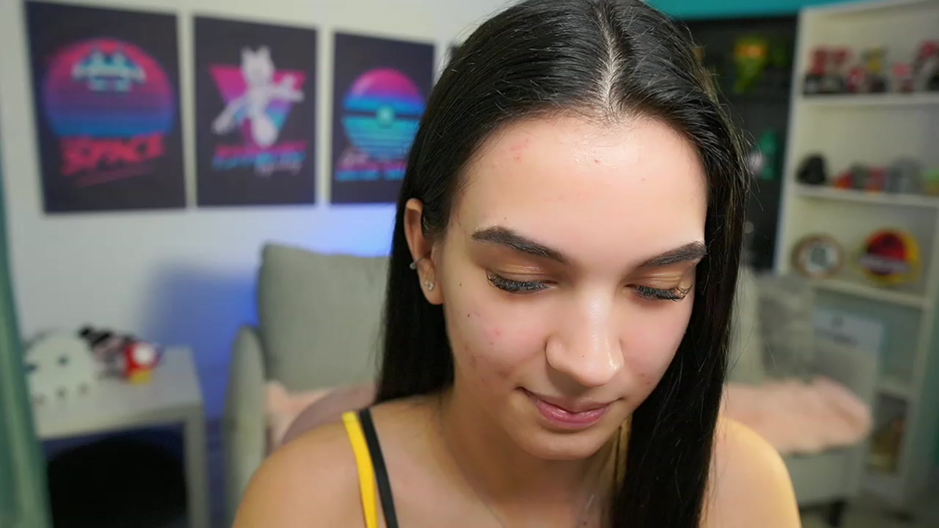 Gallery image thumbnail from Kylie_Quinn's myfreecams stream on, 02/20/2023, 19:45 image 8 of 20