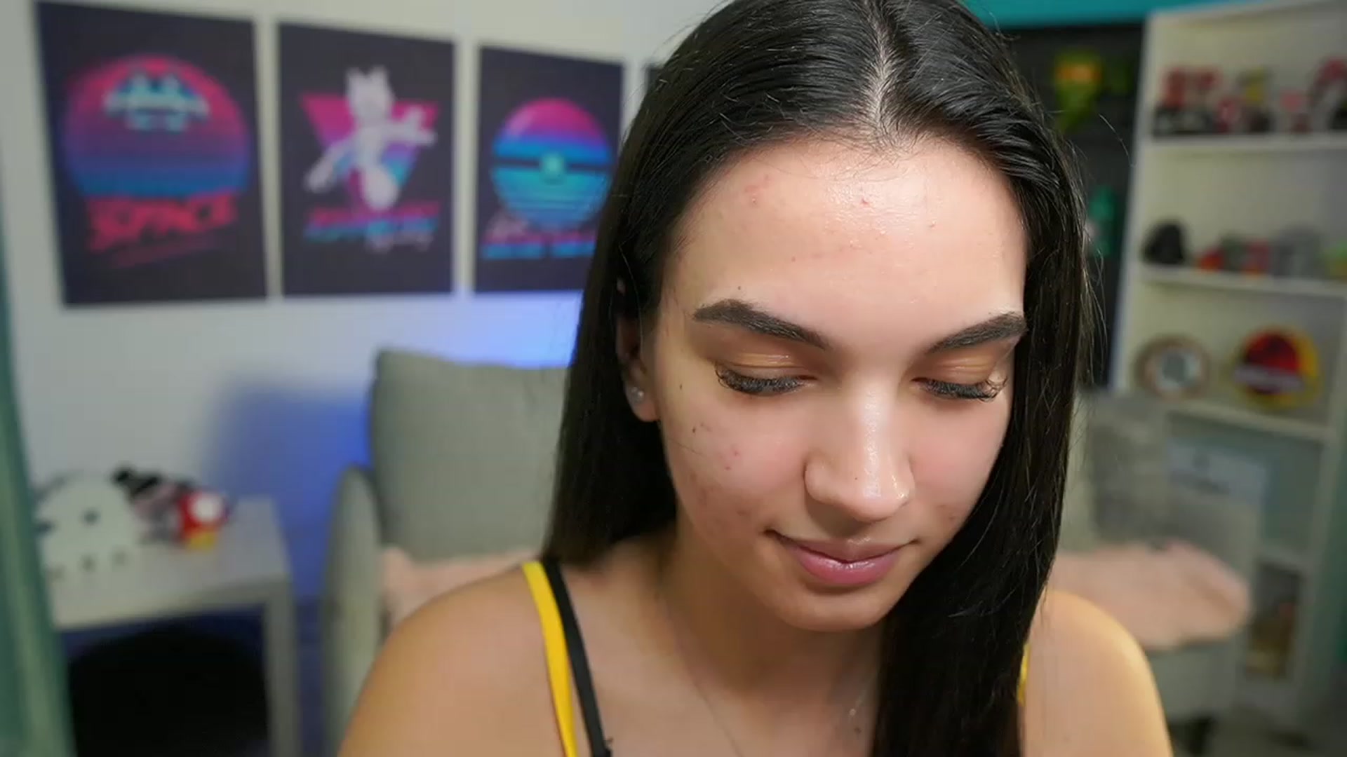 Gallery image thumbnail from Kylie_Quinn's myfreecams stream on, 02/20/2023, 19:45 image 4 of 20