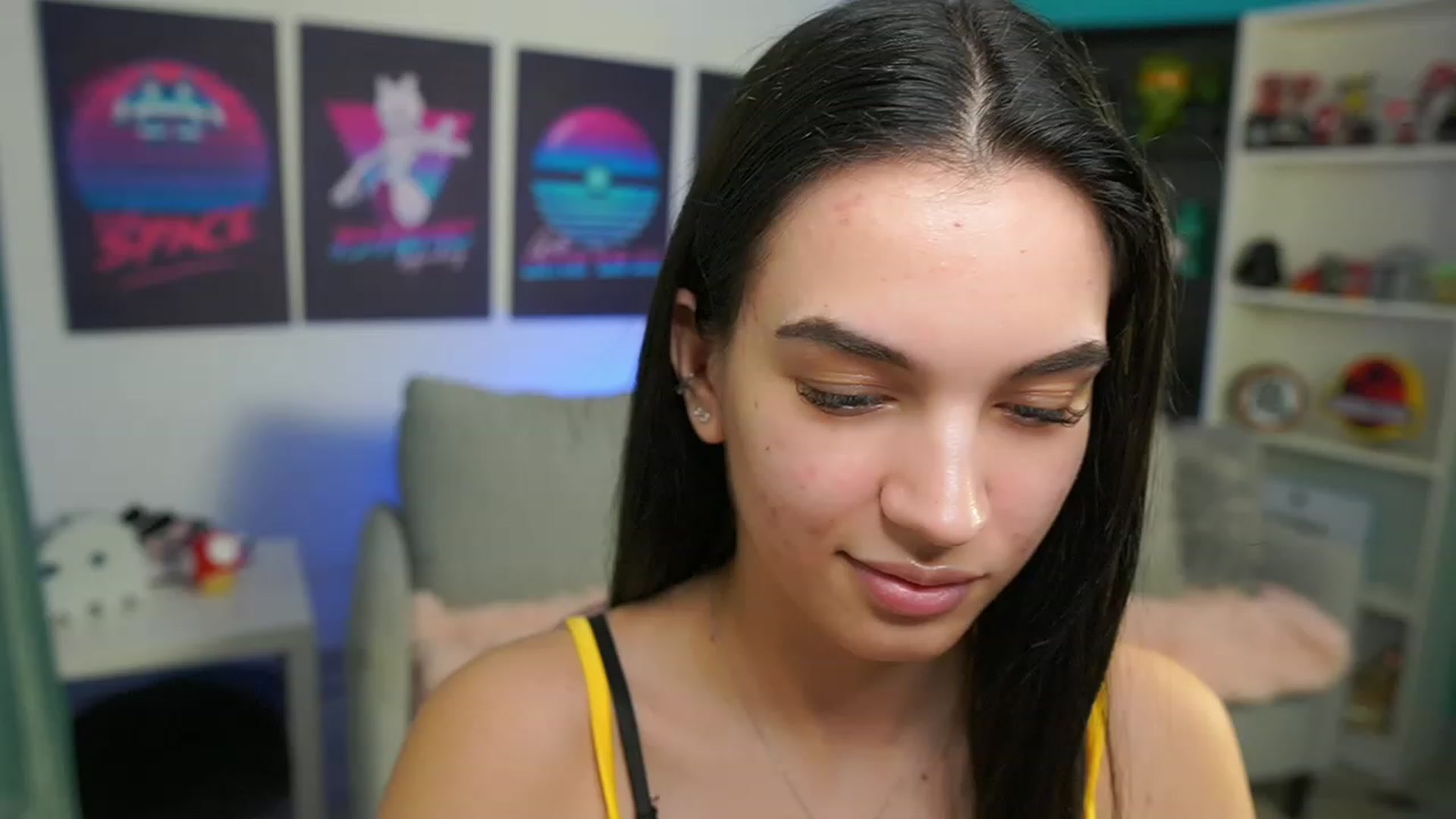 Gallery image thumbnail from Kylie_Quinn's myfreecams stream on, 02/20/2023, 19:45 image 5 of 20