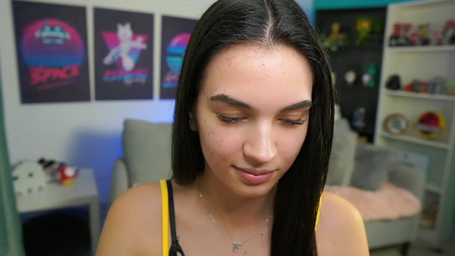Gallery image thumbnail from Kylie_Quinn's myfreecams stream on, 02/20/2023, 21:10 image 5 of 20