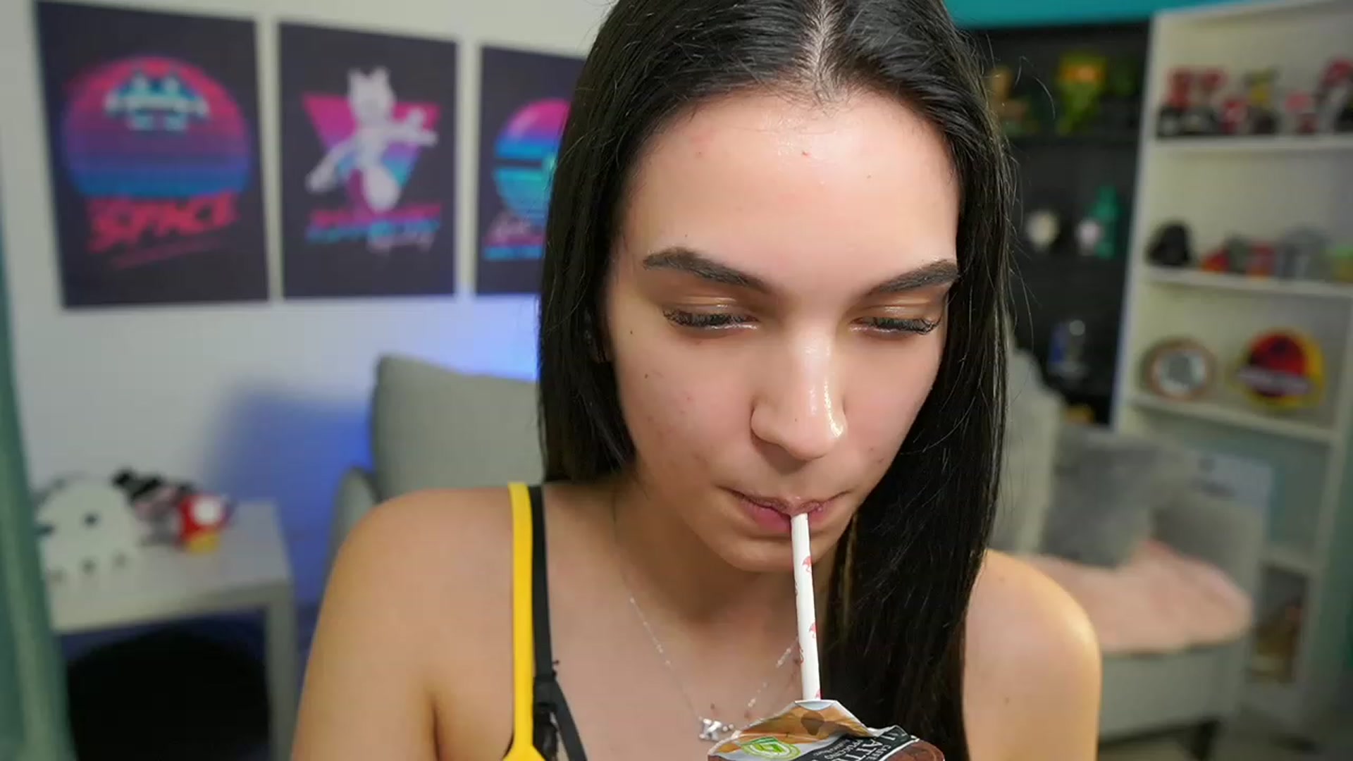 Gallery image thumbnail from Kylie_Quinn's myfreecams stream on, 02/20/2023, 21:10 image 9 of 20