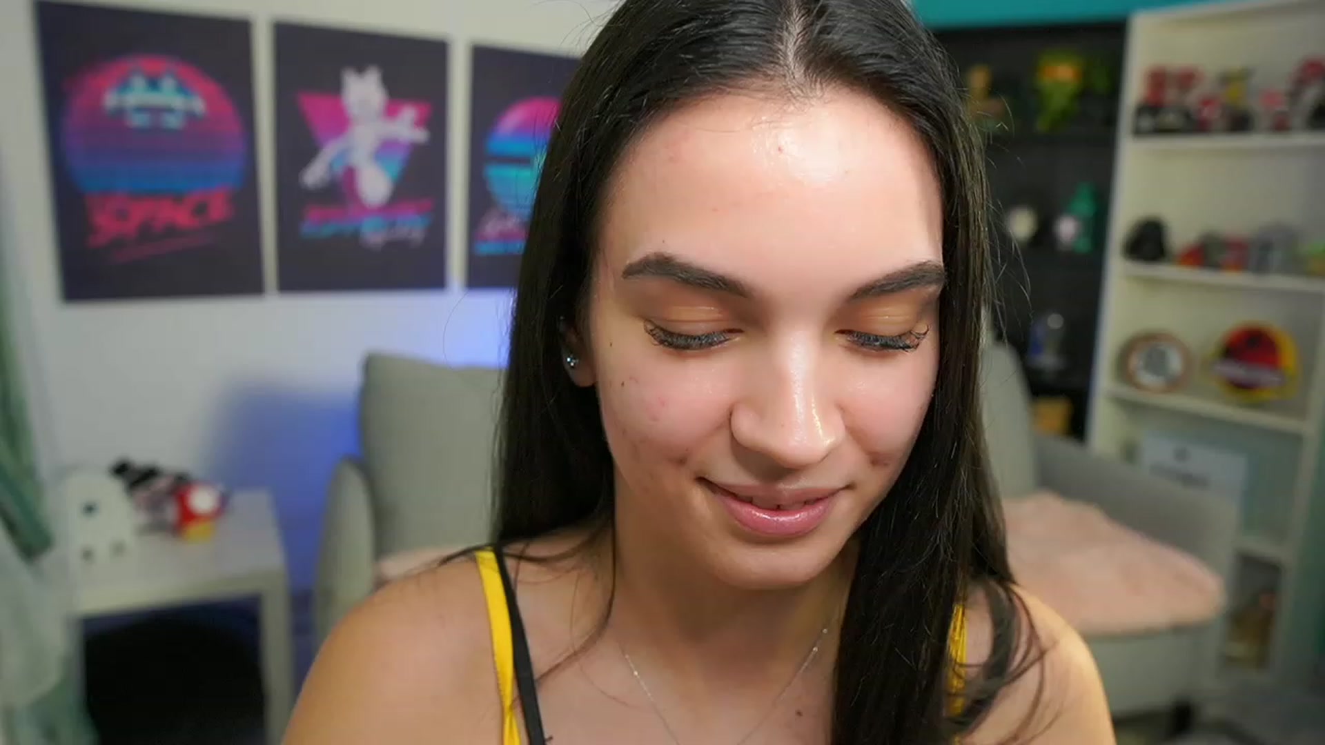 Gallery image thumbnail from Kylie_Quinn's myfreecams stream on, 02/20/2023, 22:57 image 15 of 20