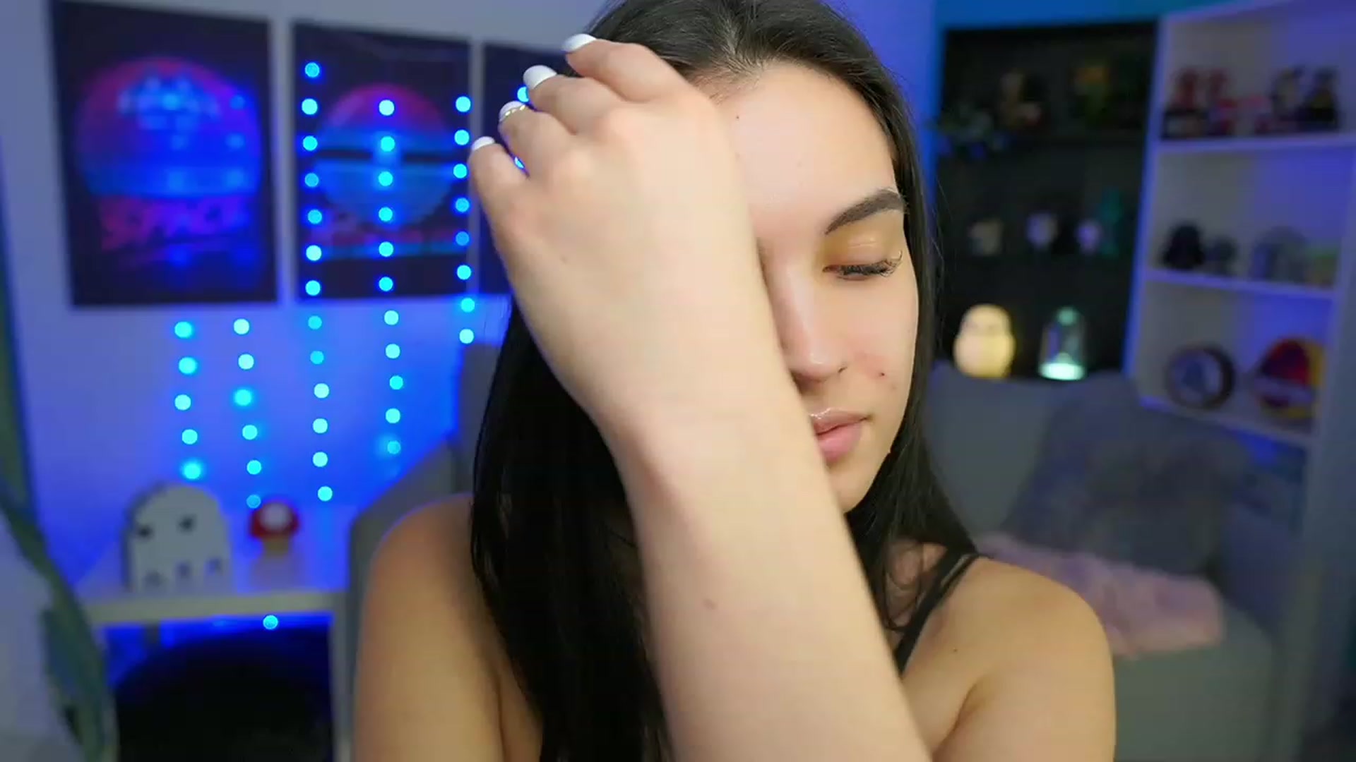 Gallery image thumbnail from Kylie_Quinn's myfreecams stream on, 02/22/2023, 13:26 image 19 of 20
