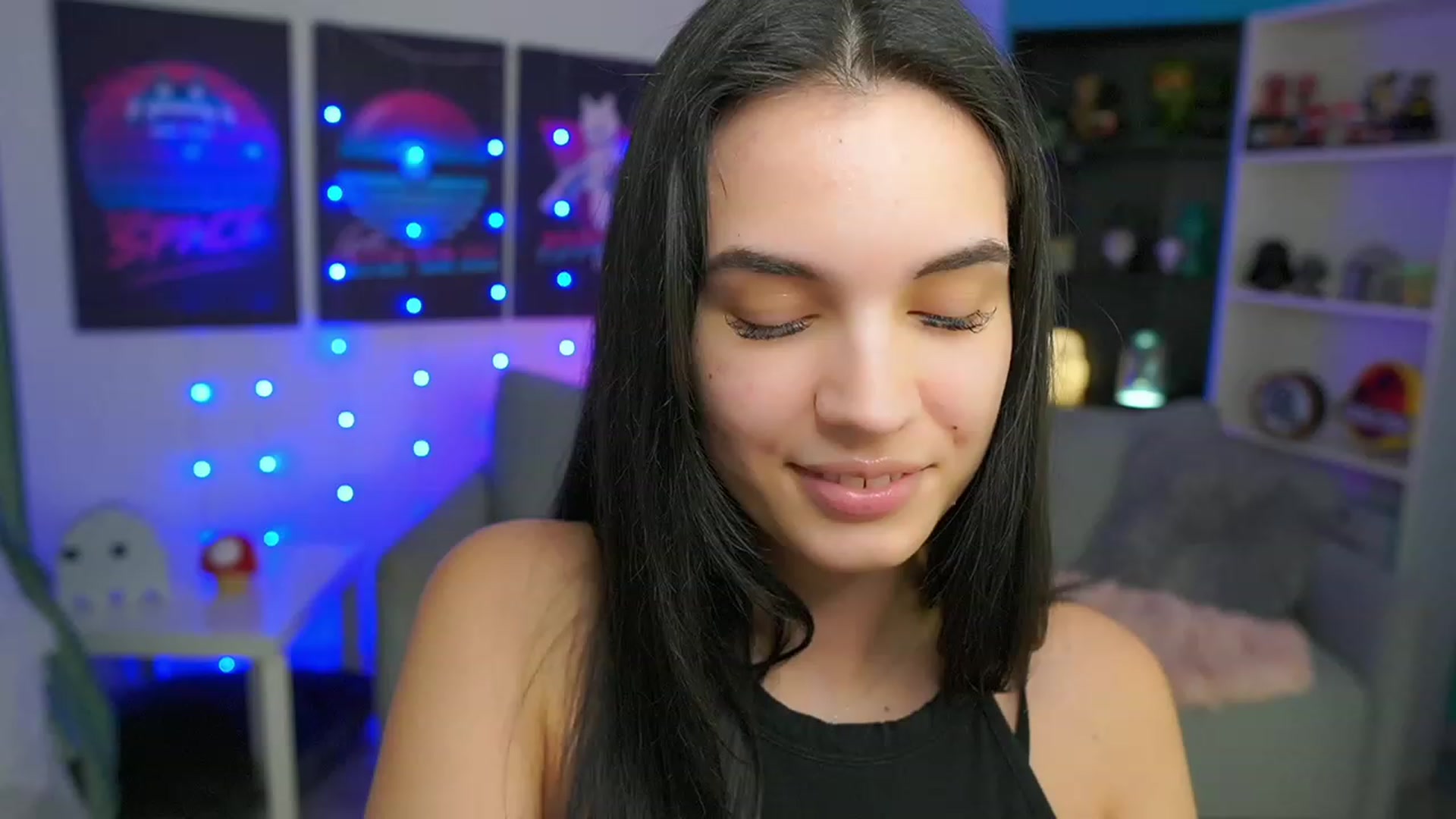 Gallery image thumbnail from Kylie_Quinn's myfreecams stream on, 02/22/2023, 15:01 image 8 of 20