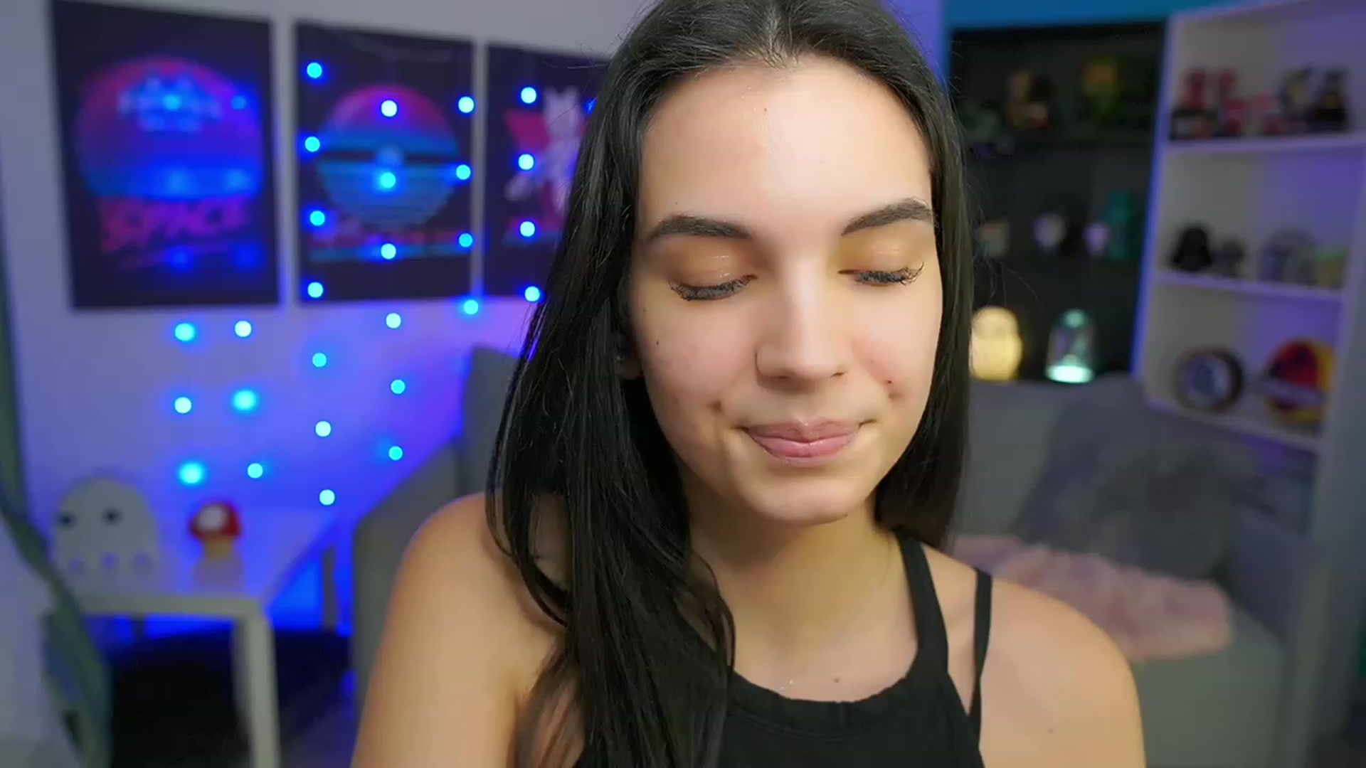 Gallery image thumbnail from Kylie_Quinn's myfreecams stream on, 02/22/2023, 15:01 image 9 of 20