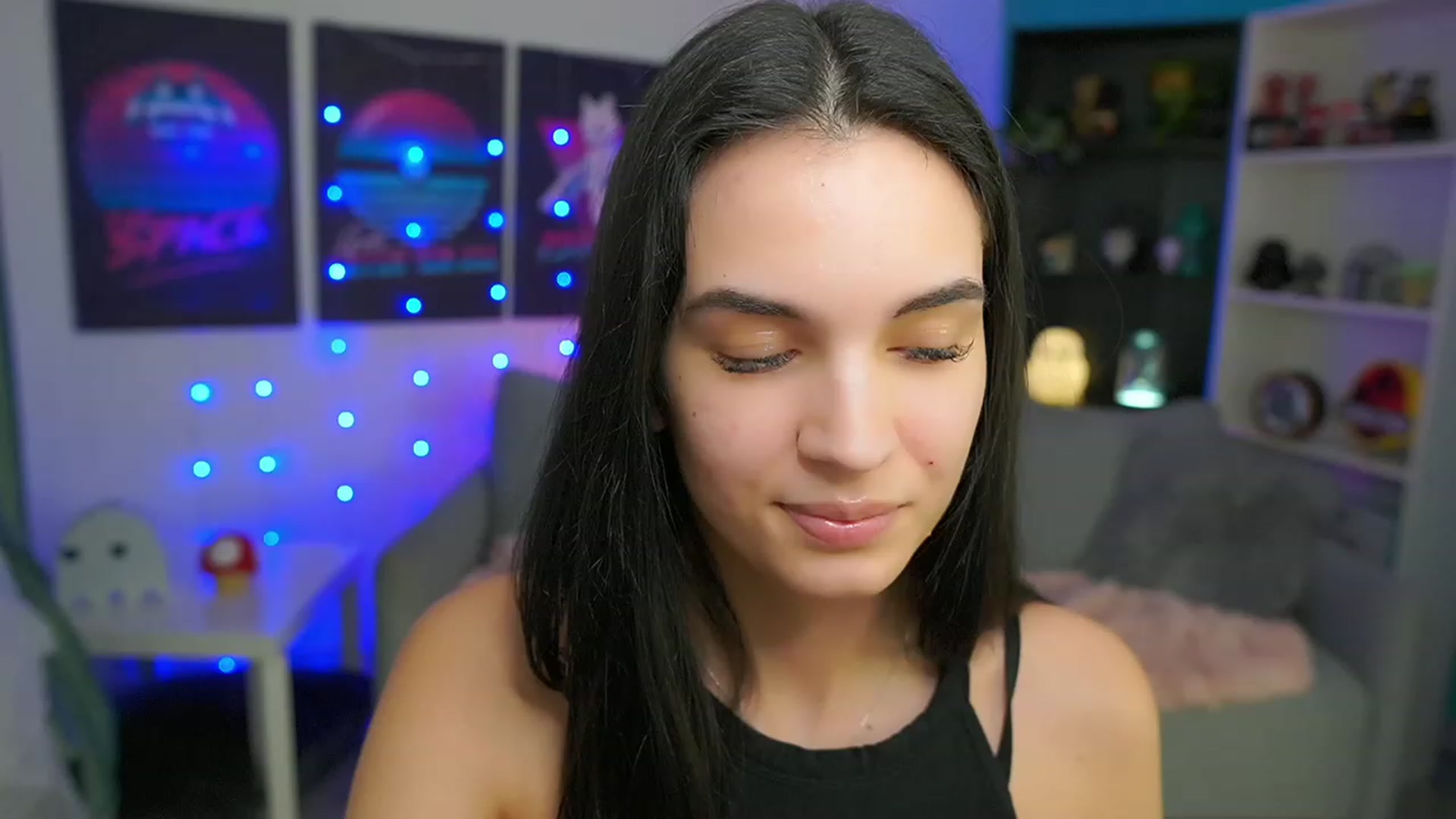 Gallery image thumbnail from Kylie_Quinn's myfreecams stream on, 02/22/2023, 15:01 image 6 of 20