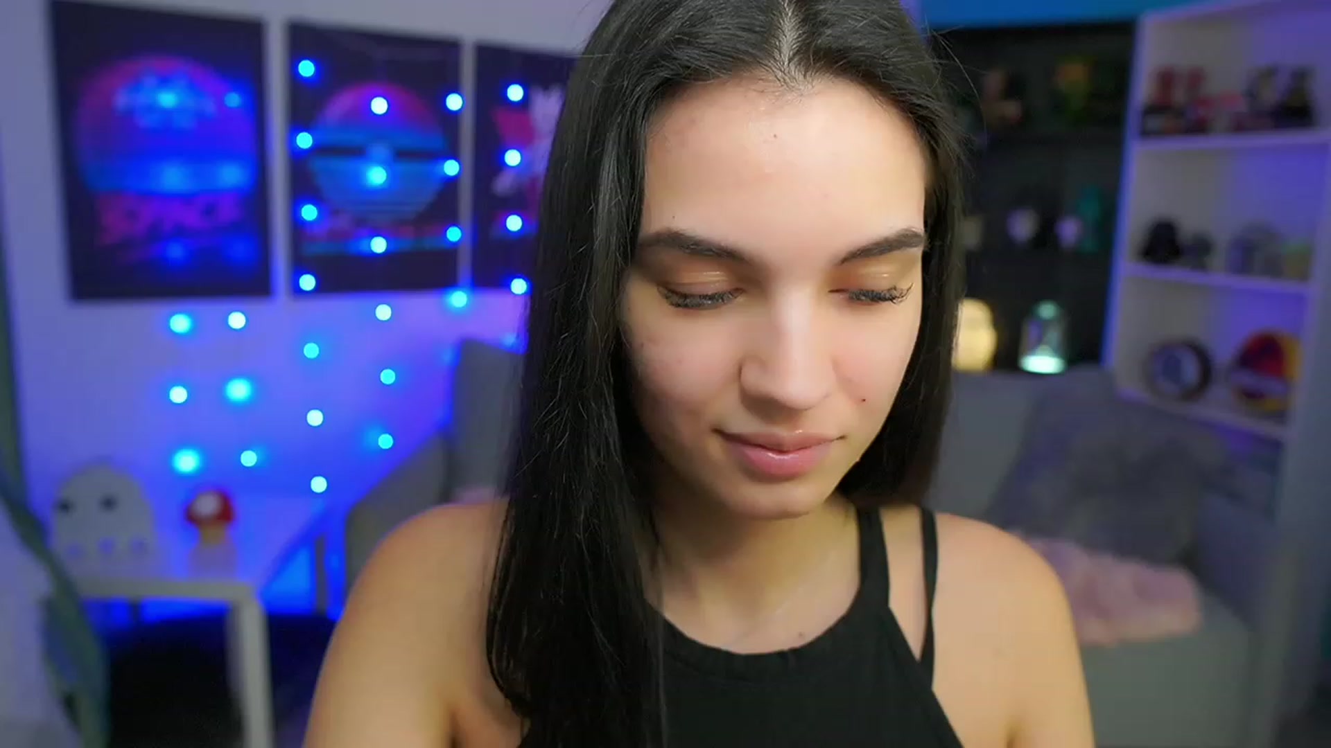 Gallery image thumbnail from Kylie_Quinn's myfreecams stream on, 02/22/2023, 15:01 image 13 of 20