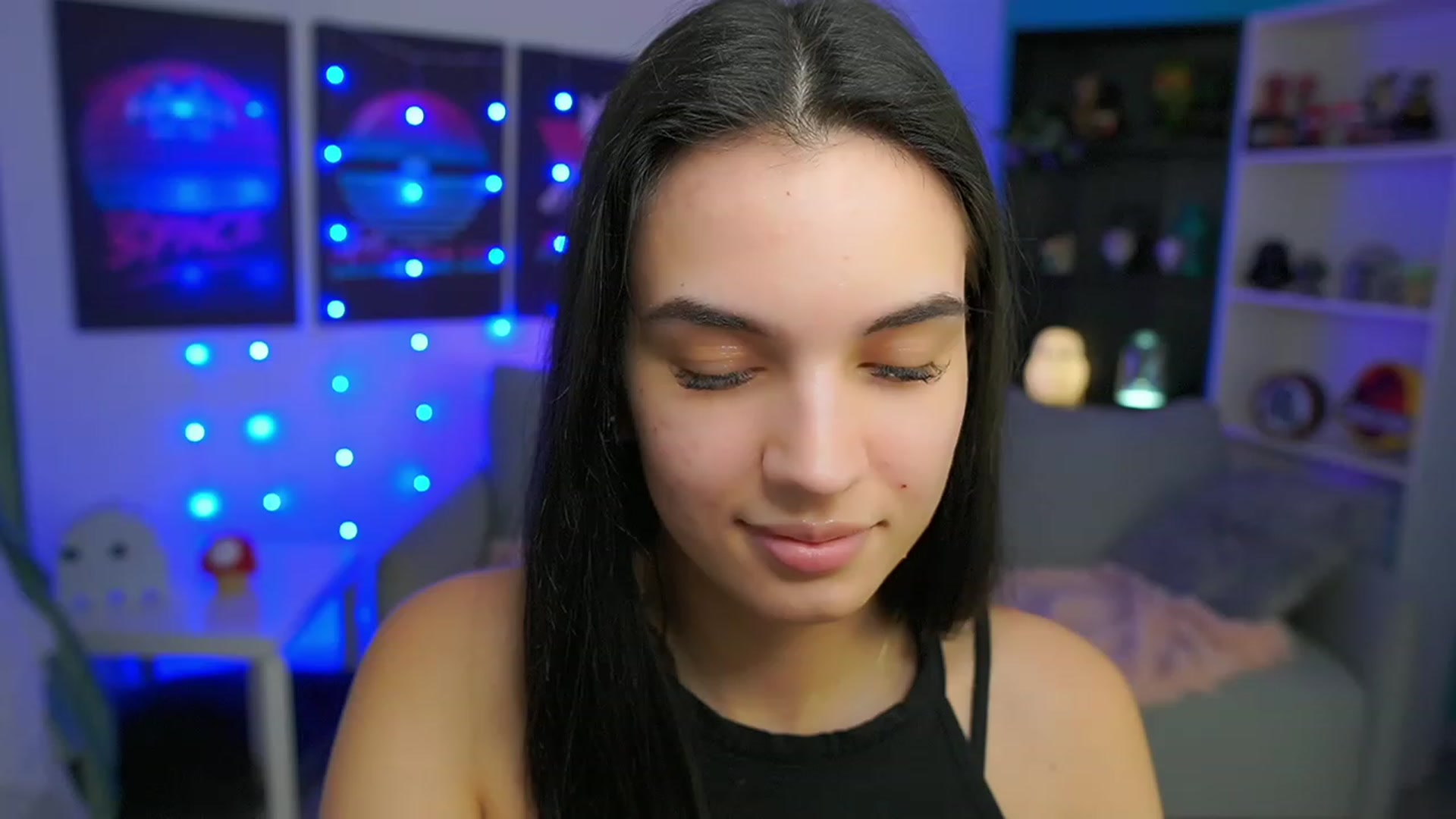 Gallery image thumbnail from Kylie_Quinn's myfreecams stream on, 02/22/2023, 16:16 image 18 of 20