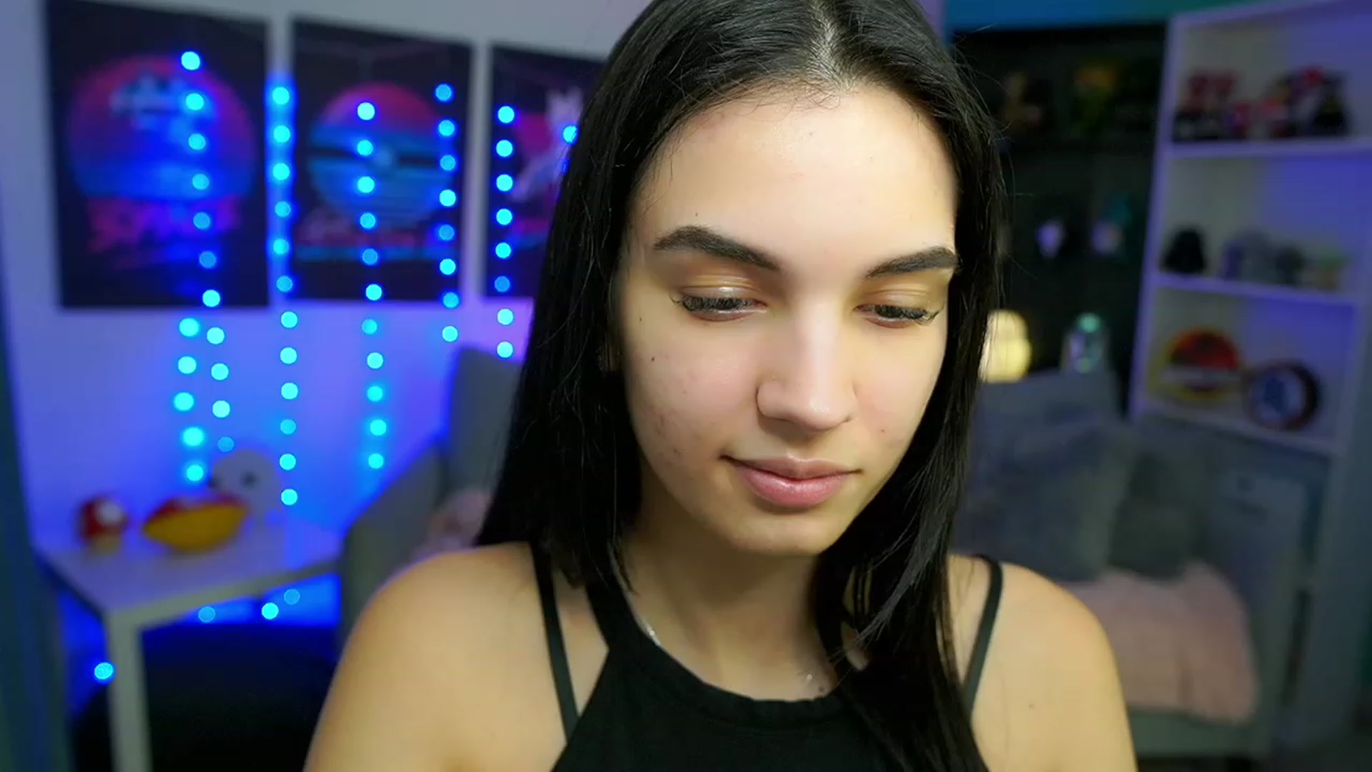 Gallery image thumbnail from Kylie_Quinn's myfreecams stream on, 02/23/2023, 20:04 image 3 of 20