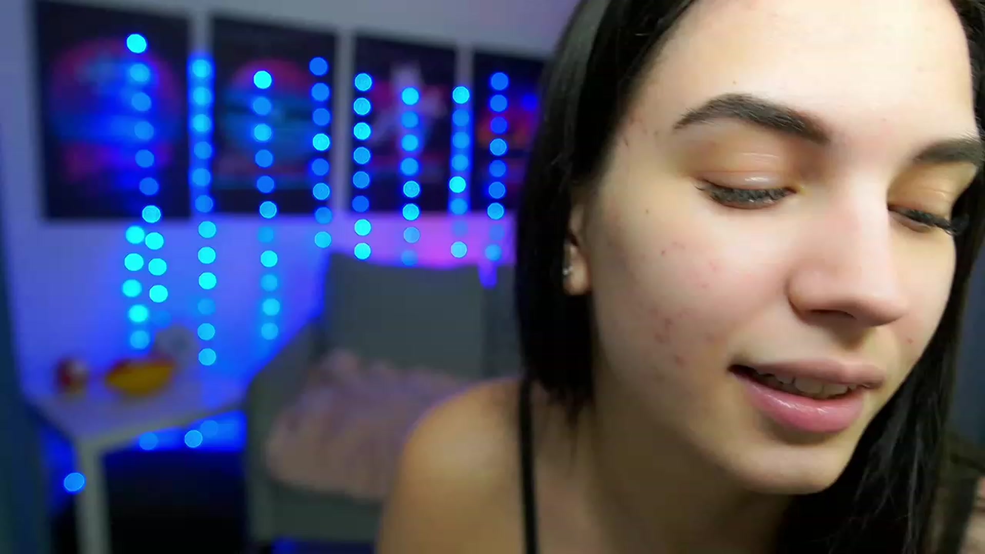 Gallery image thumbnail from Kylie_Quinn's myfreecams stream on, 02/23/2023, 20:04 image 17 of 20