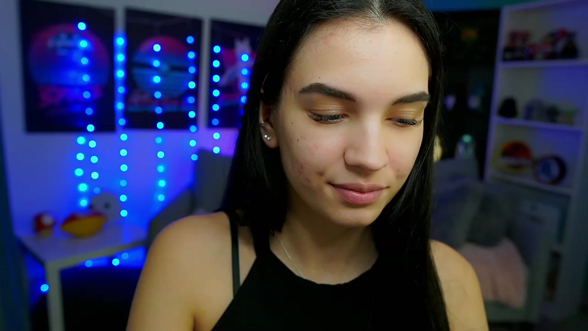Gallery image thumbnail from Kylie_Quinn's myfreecams stream on, 02/23/2023, 23:02 image 7 of 20