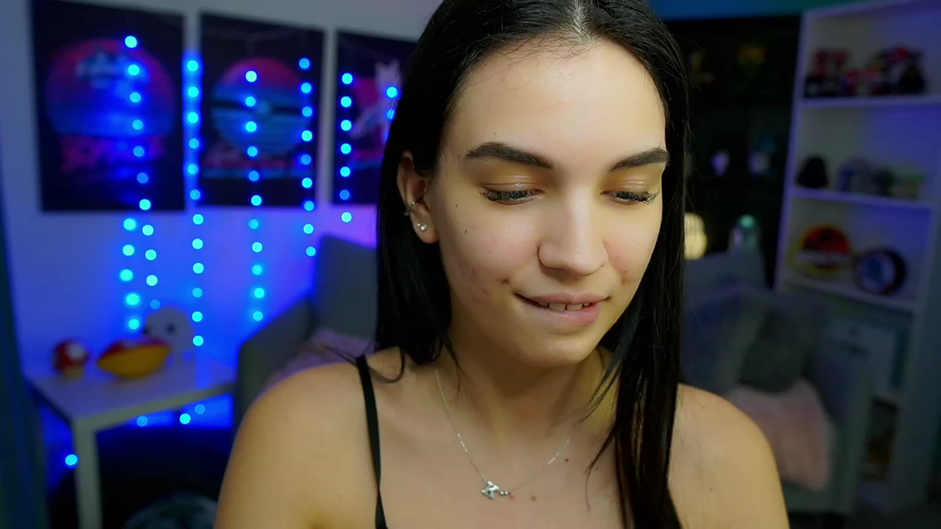 Gallery image thumbnail from Kylie_Quinn's myfreecams stream on, 02/23/2023, 23:25 image 13 of 20