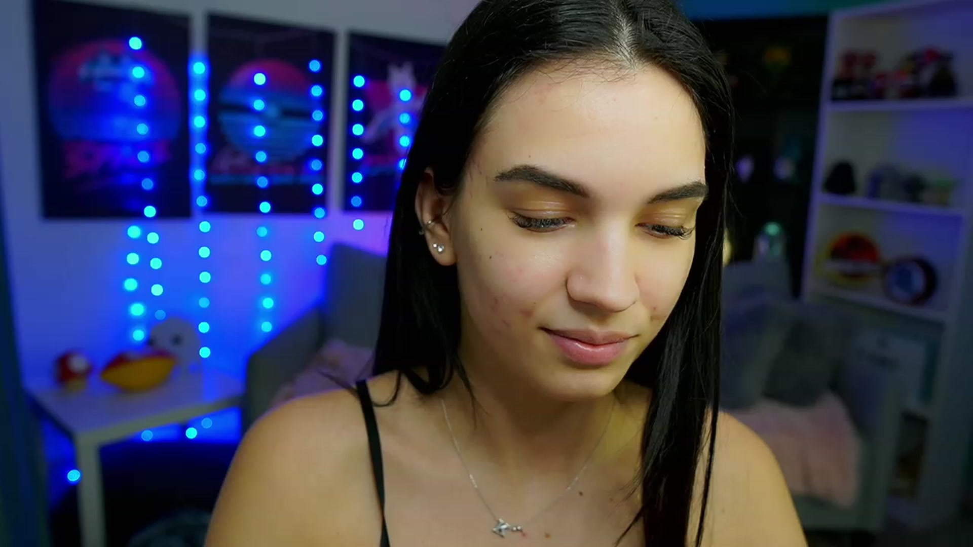 Gallery image thumbnail from Kylie_Quinn's myfreecams stream on, 02/23/2023, 23:25 image 14 of 20