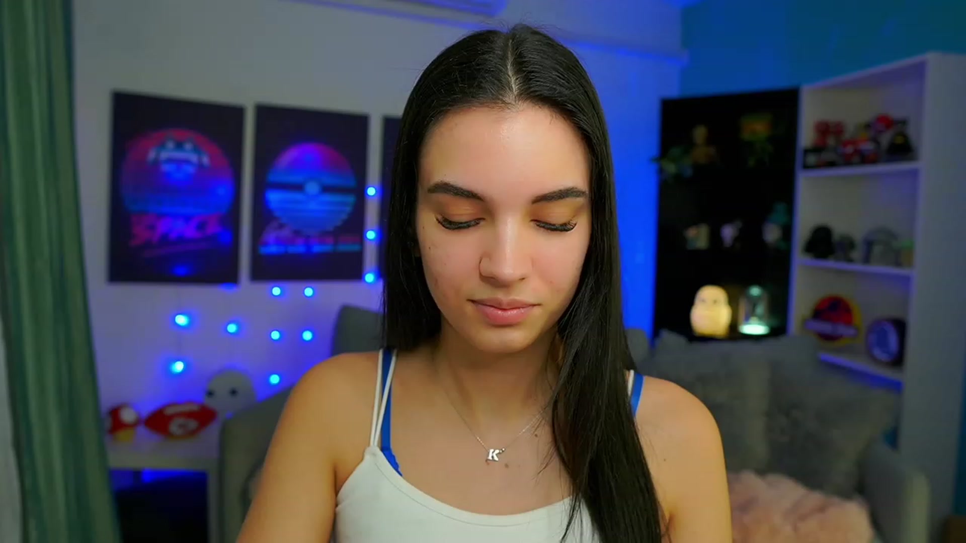 Gallery image thumbnail from Kylie_Quinn's myfreecams stream on, 02/24/2023, 20:32 image 2 of 20