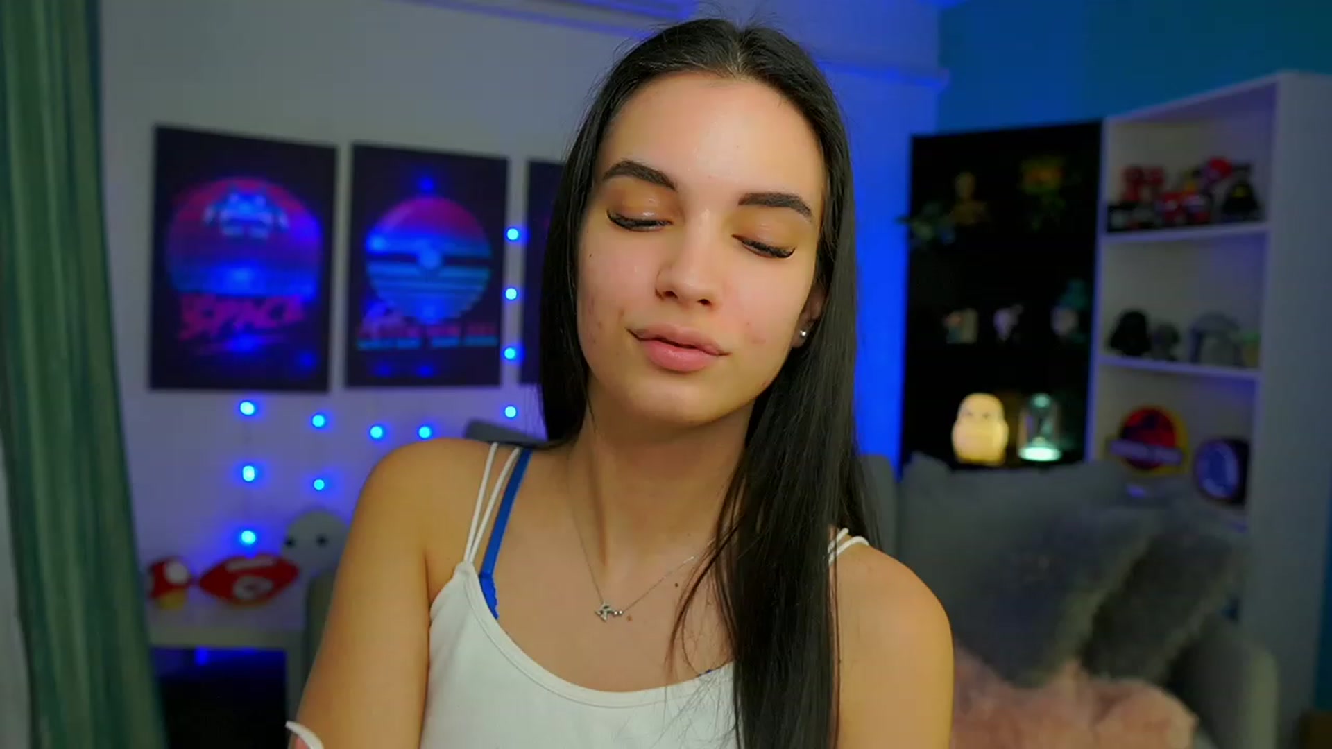 Gallery image thumbnail from Kylie_Quinn's myfreecams stream on, 02/24/2023, 21:46 image 10 of 20