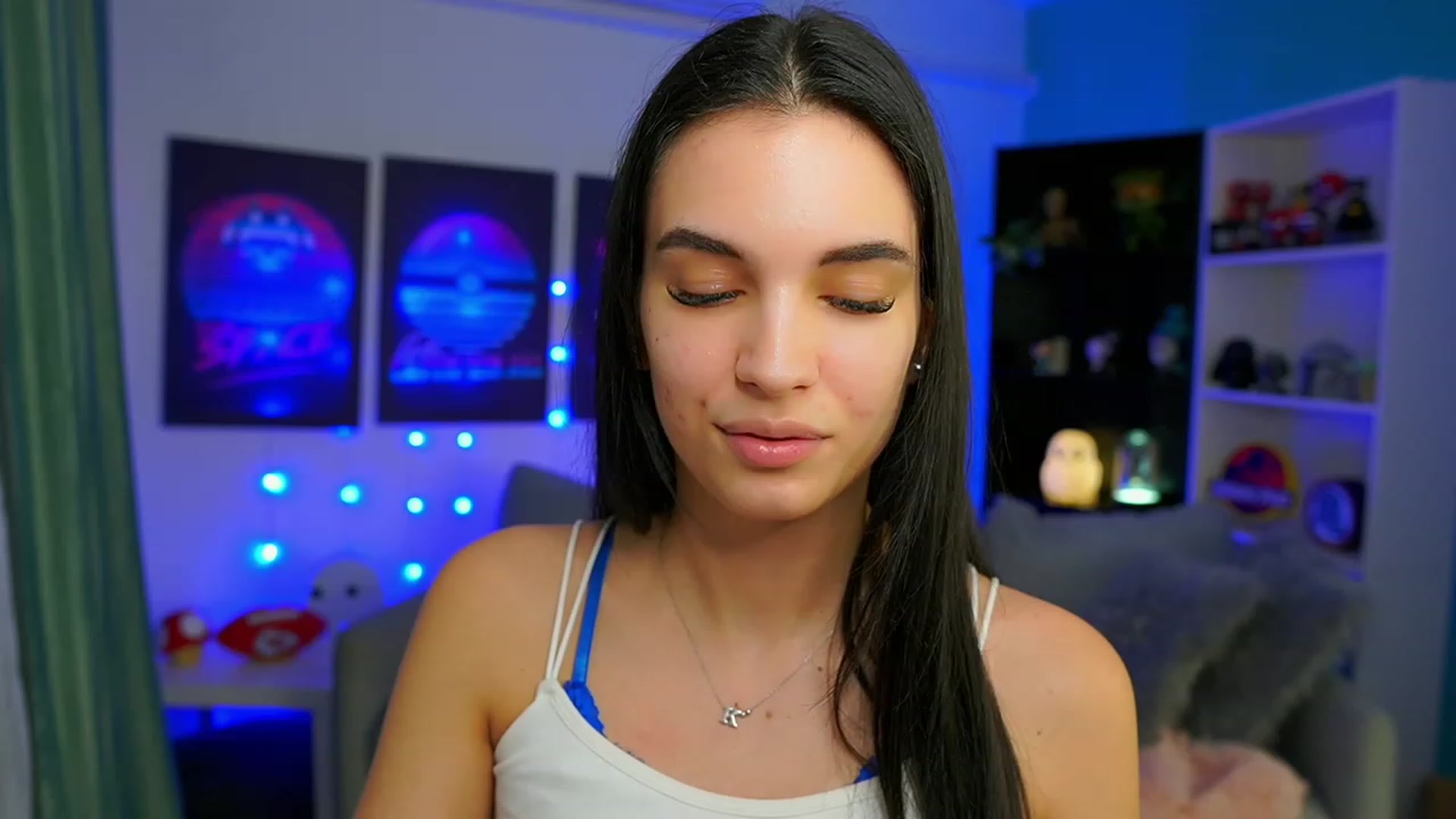 Gallery image thumbnail from Kylie_Quinn's myfreecams stream on, 02/24/2023, 23:03 image 3 of 20