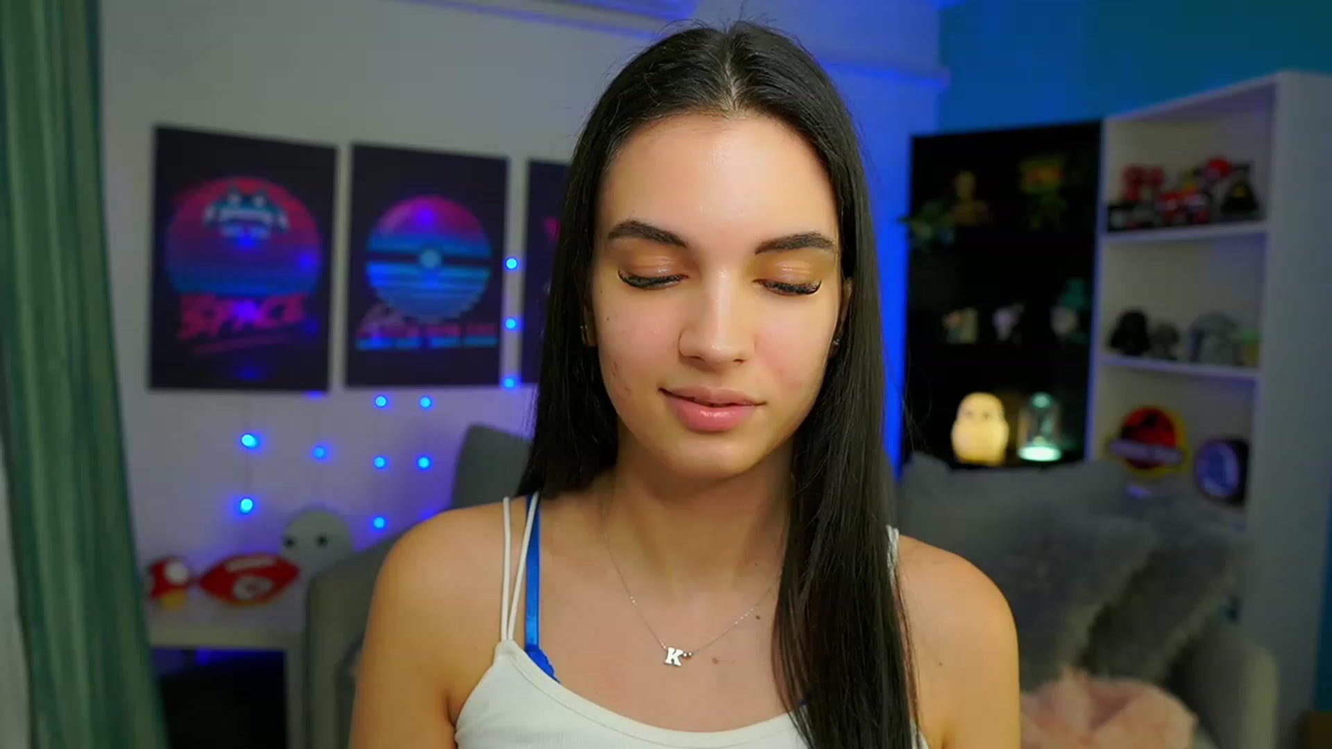 Gallery image thumbnail from Kylie_Quinn's myfreecams stream on, 02/24/2023, 23:03 image 7 of 20
