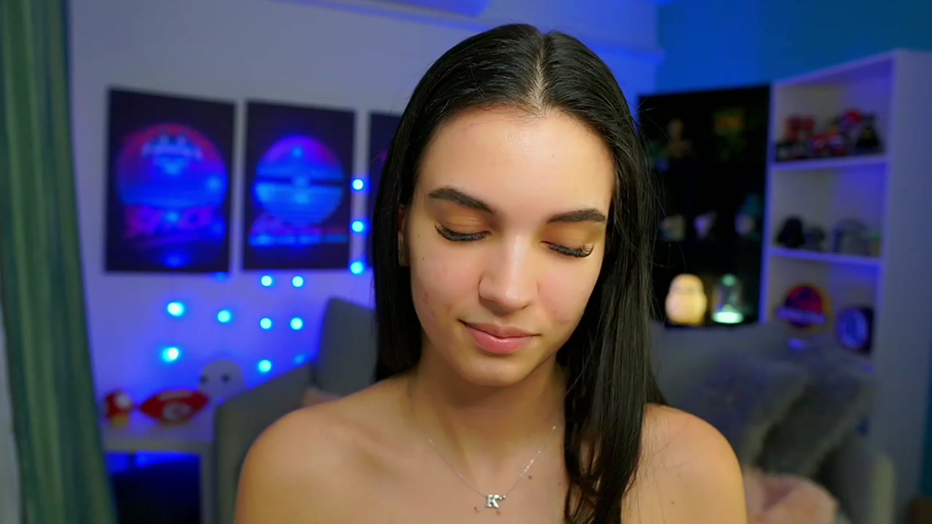 Gallery image thumbnail from Kylie_Quinn's myfreecams stream on, 02/25/2023, 24:17 image 13 of 20