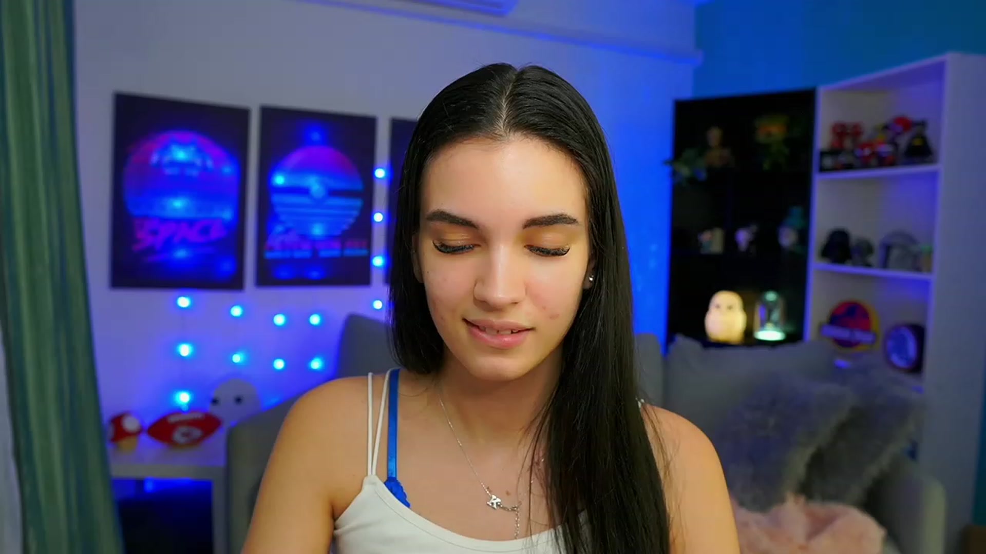 Gallery image thumbnail from Kylie_Quinn's myfreecams stream on, 02/25/2023, 24:17 image 8 of 20