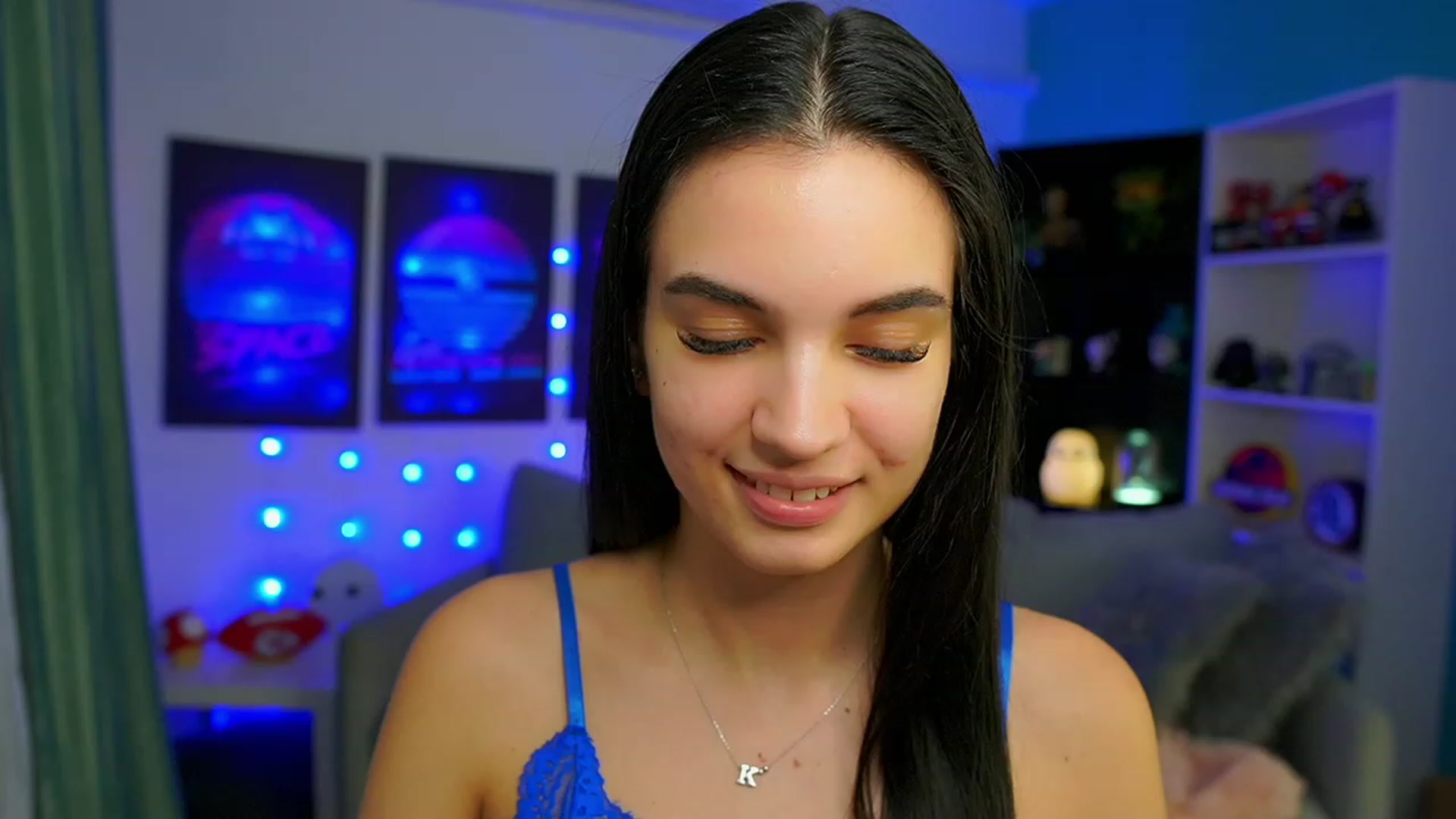 Gallery image thumbnail from Kylie_Quinn's myfreecams stream on, 02/25/2023, 24:17 image 17 of 20