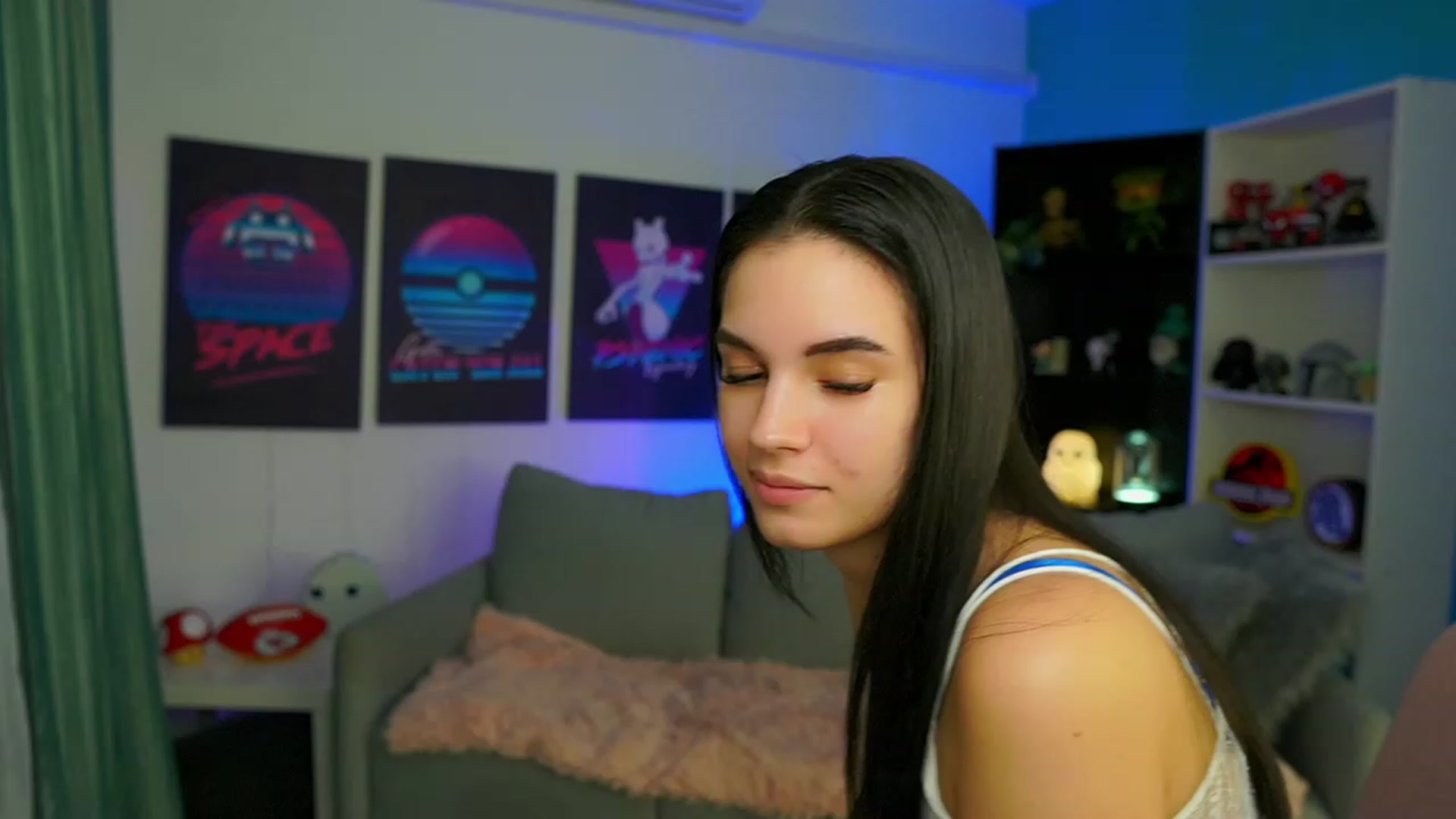 Gallery image thumbnail from Kylie_Quinn's myfreecams stream on, 02/25/2023, 24:17 image 7 of 20