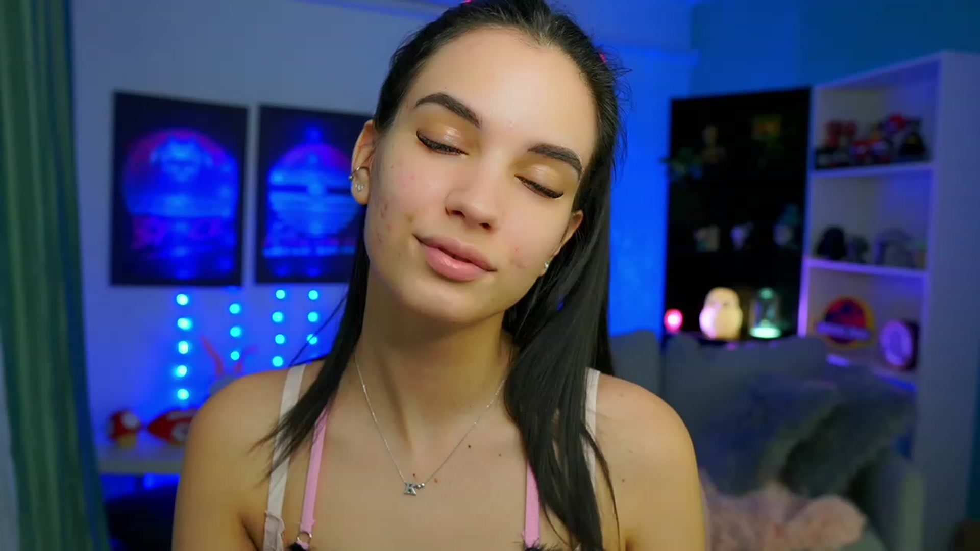 Gallery image thumbnail from Kylie_Quinn's myfreecams stream on, 02/25/2023, 09:58 image 2 of 20