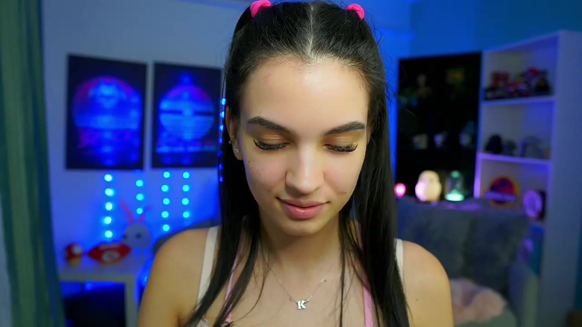 Gallery image thumbnail from Kylie_Quinn's myfreecams stream on, 02/25/2023, 12:46 image 7 of 20