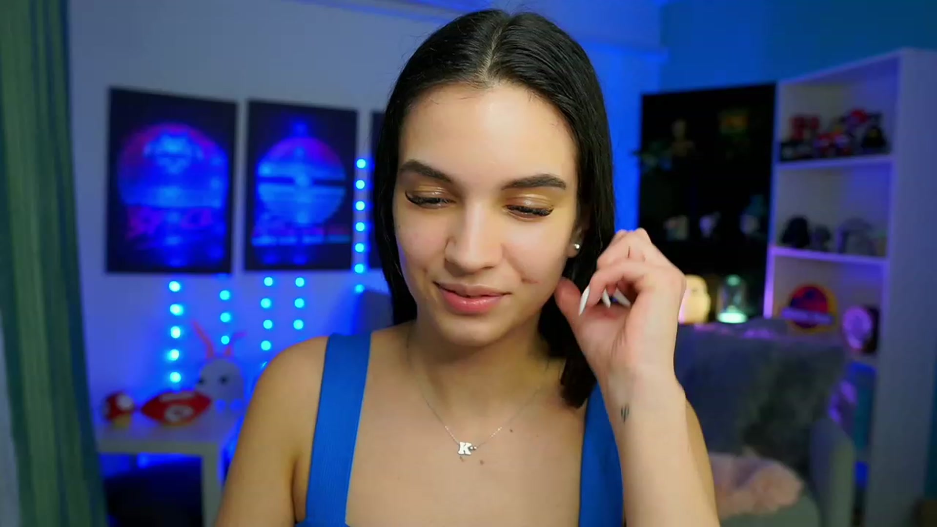 Gallery image thumbnail from Kylie_Quinn's myfreecams stream on, 02/25/2023, 19:50 image 17 of 20