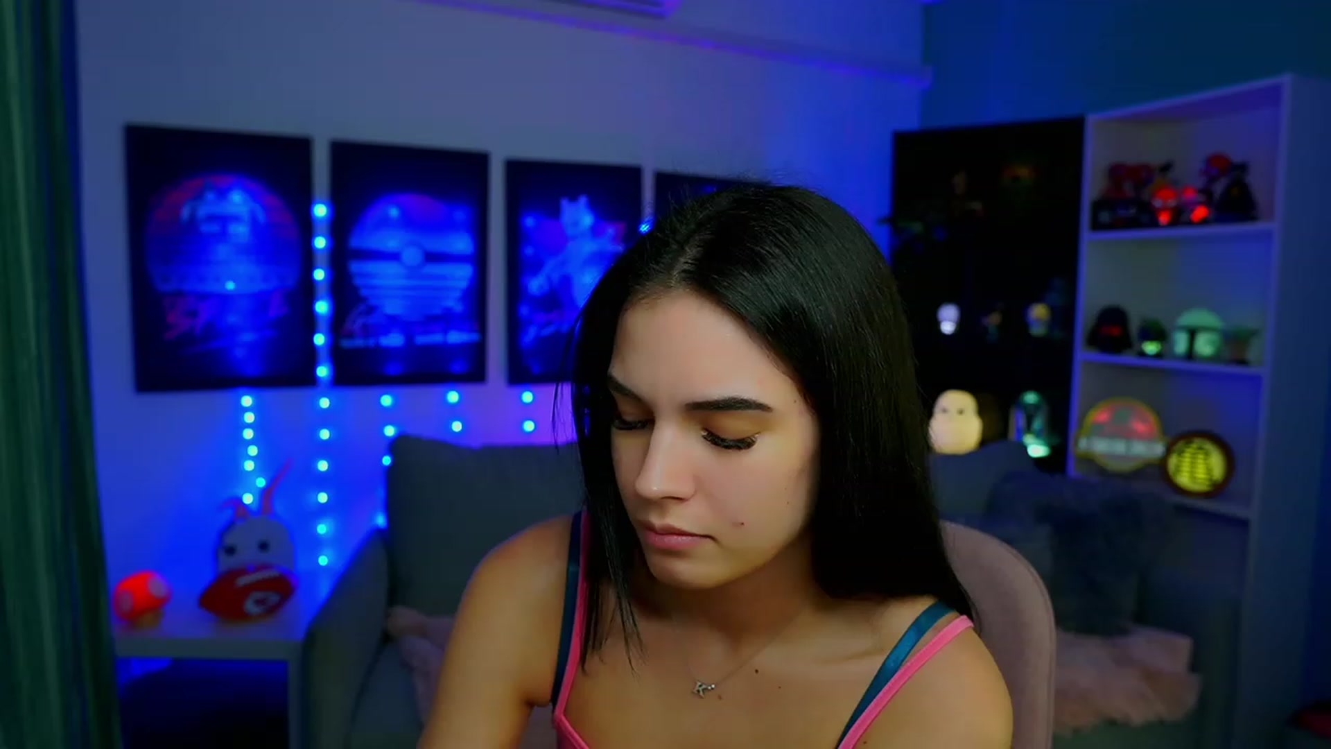 Gallery image thumbnail from Kylie_Quinn's myfreecams stream on, 02/26/2023, 23:02 image 9 of 20