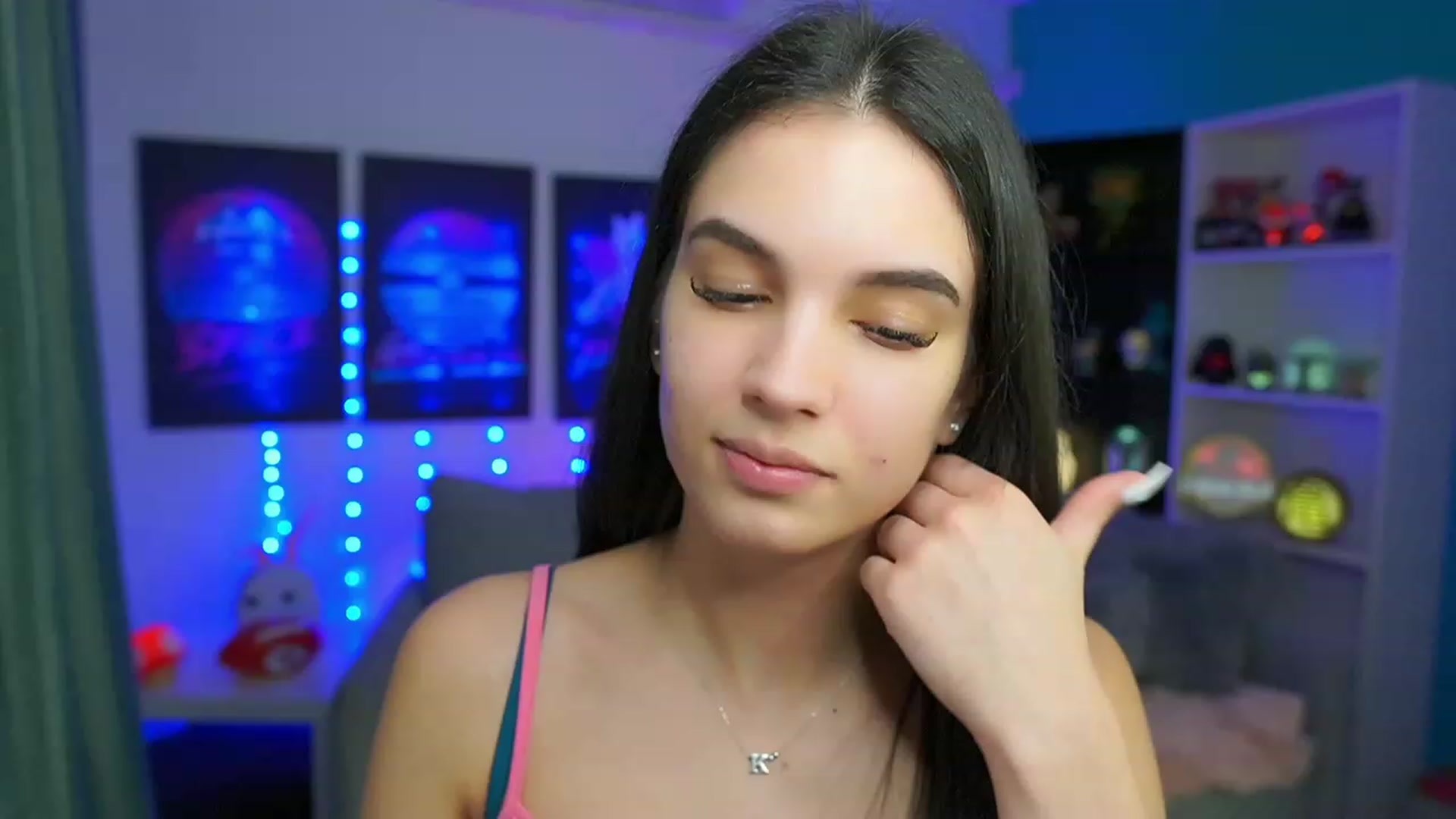 Gallery image thumbnail from Kylie_Quinn's myfreecams stream on, 02/27/2023, 24:56 image 8 of 20