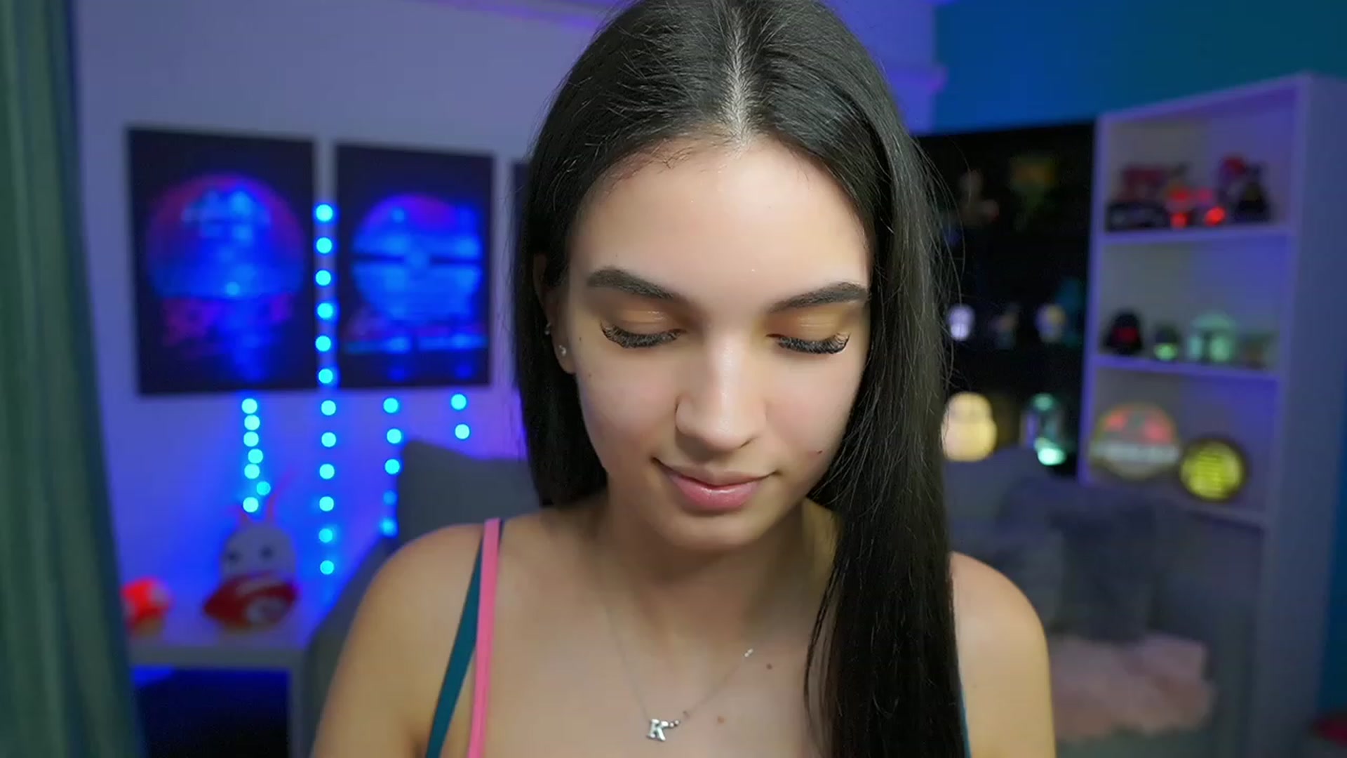 Gallery image thumbnail from Kylie_Quinn's myfreecams stream on, 02/27/2023, 24:56 image 16 of 20