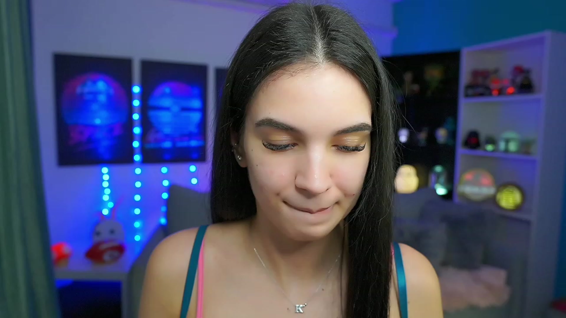 Gallery image thumbnail from Kylie_Quinn's myfreecams stream on, 02/27/2023, 24:56 image 20 of 20