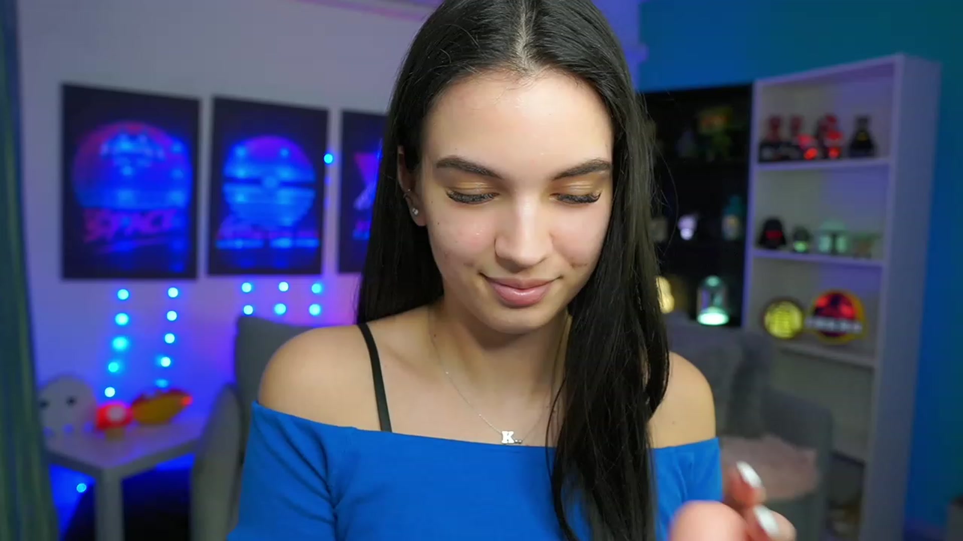 Gallery image thumbnail from Kylie_Quinn's myfreecams stream on, 02/28/2023, 20:15 image 19 of 20