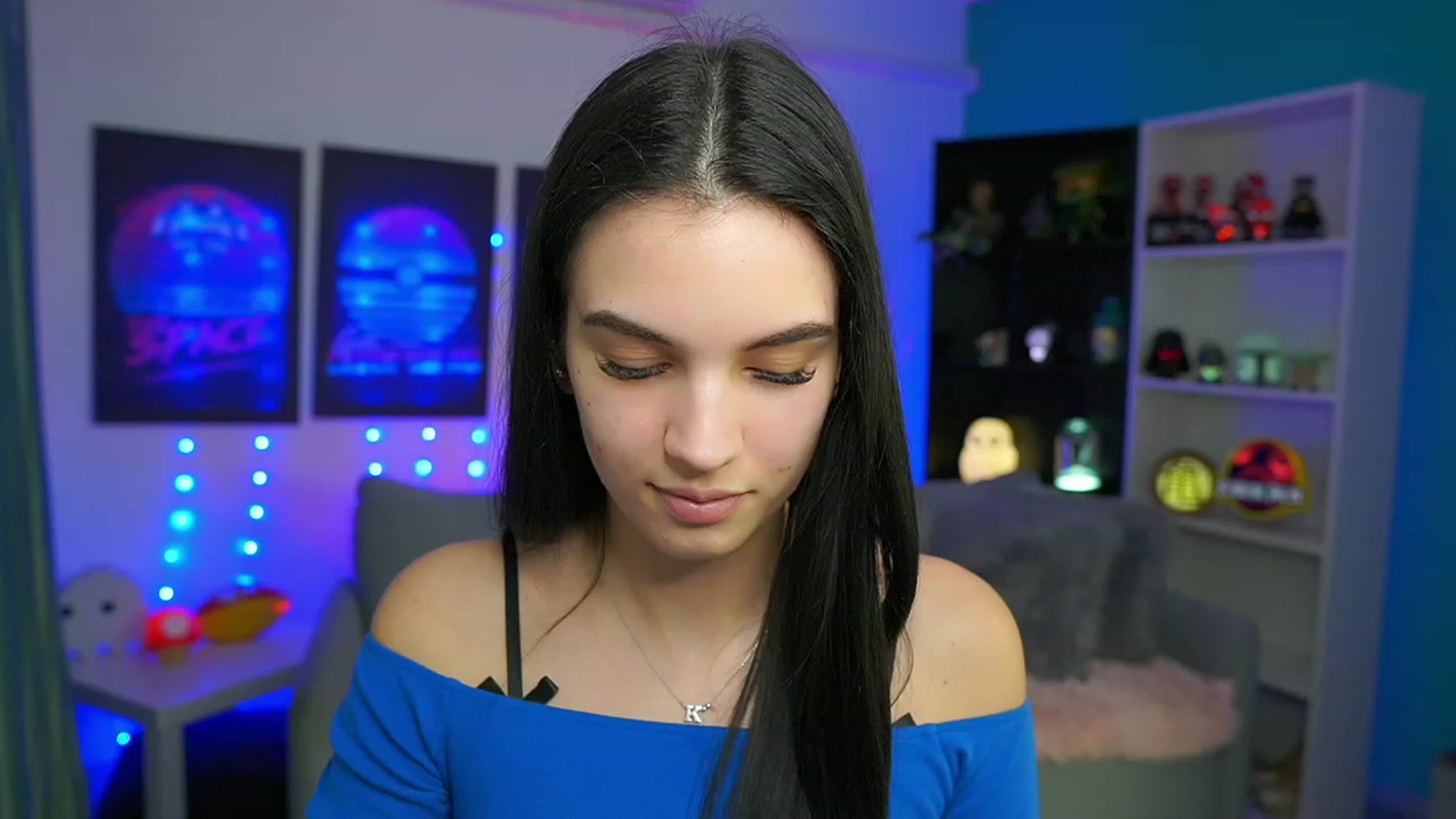 Gallery image thumbnail from Kylie_Quinn's myfreecams stream on, 02/28/2023, 20:15 image 14 of 20