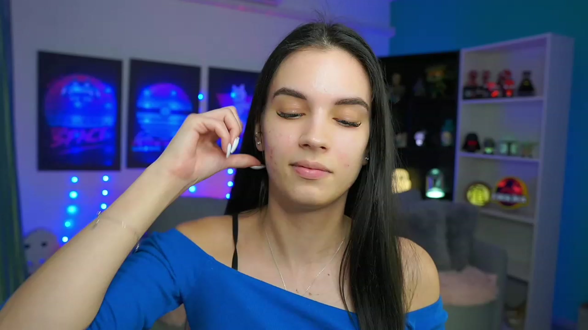 Gallery image thumbnail from Kylie_Quinn's myfreecams stream on, 02/28/2023, 23:08 image 9 of 20