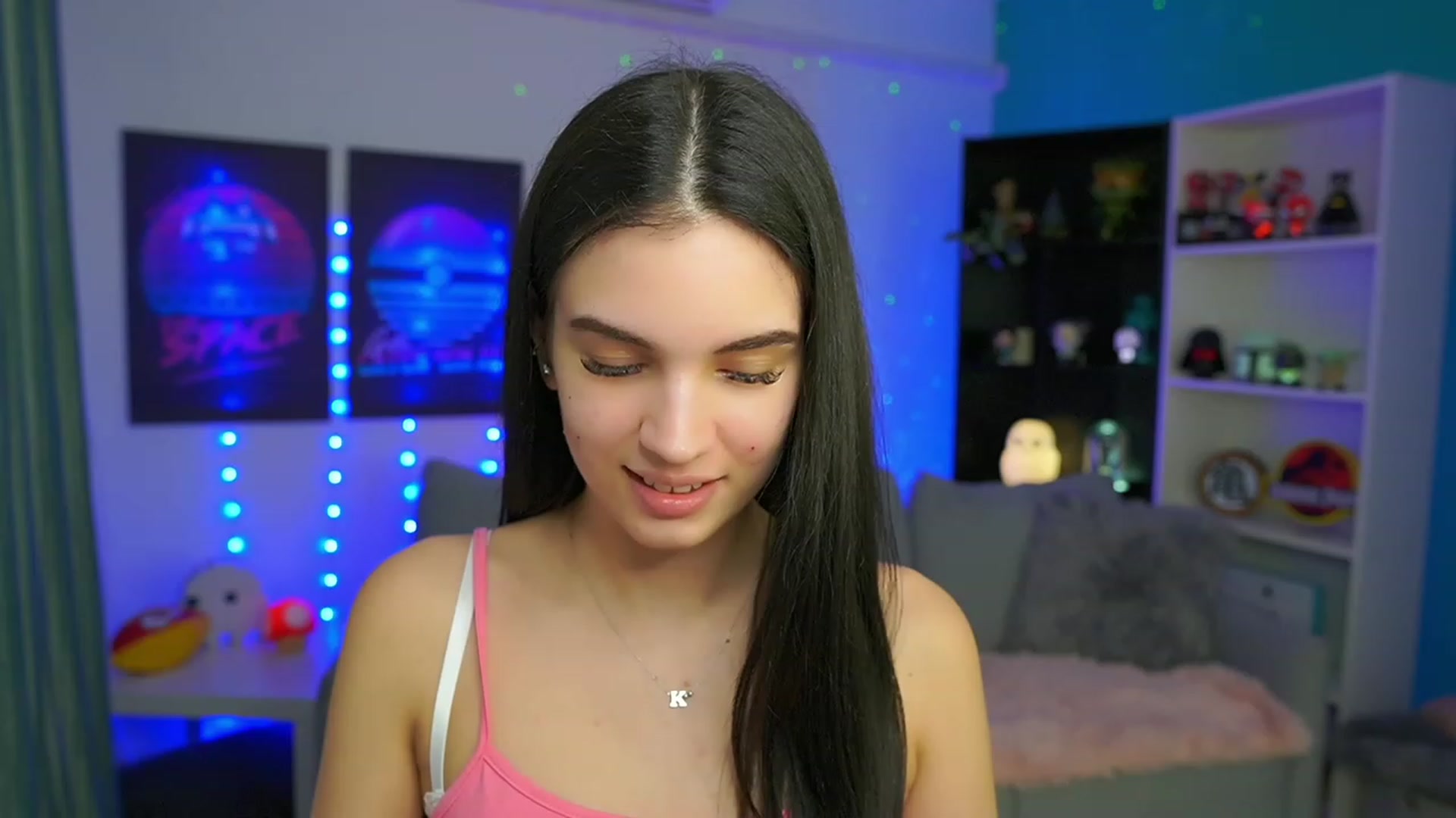 Gallery image thumbnail from Kylie_Quinn's myfreecams stream on, 03/04/2023, 20:51 image 1 of 20