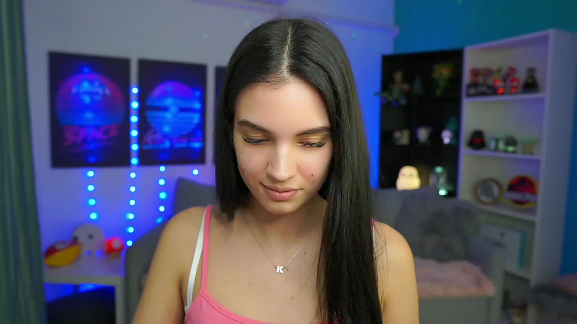 Gallery image thumbnail from Kylie_Quinn's myfreecams stream on, 03/04/2023, 23:56 image 1 of 20