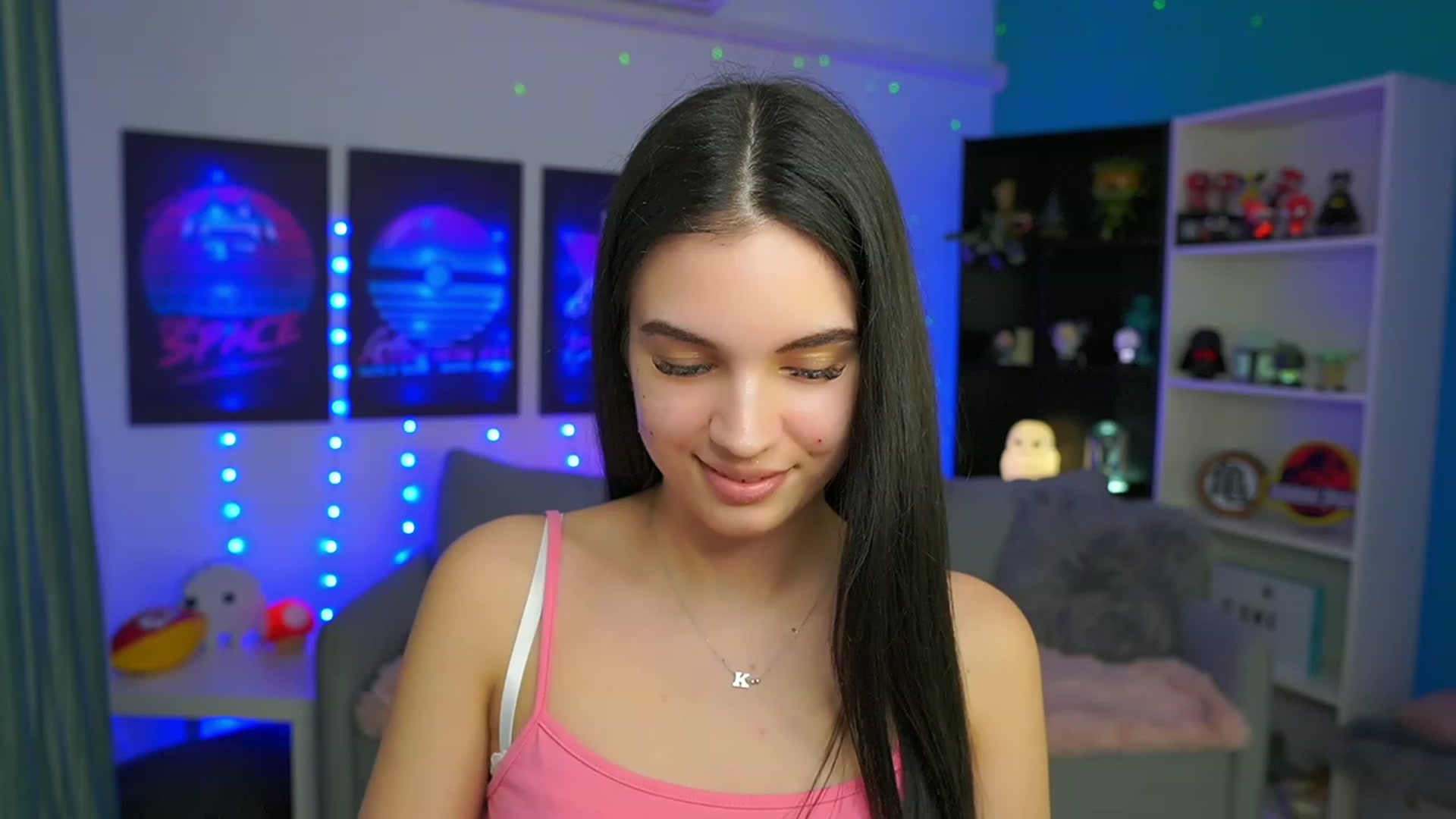 Gallery image thumbnail from Kylie_Quinn's myfreecams stream on, 03/04/2023, 23:56 image 3 of 20