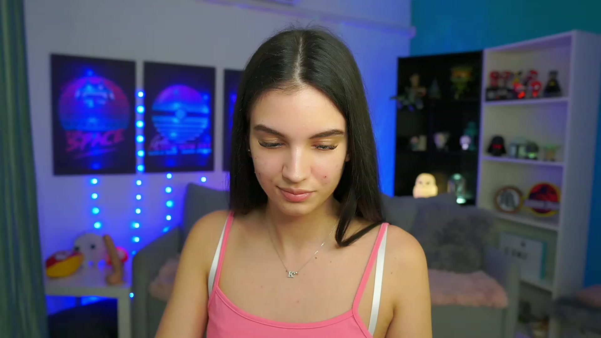 Gallery image thumbnail from Kylie_Quinn's myfreecams stream on, 03/05/2023, 24:33 image 13 of 20