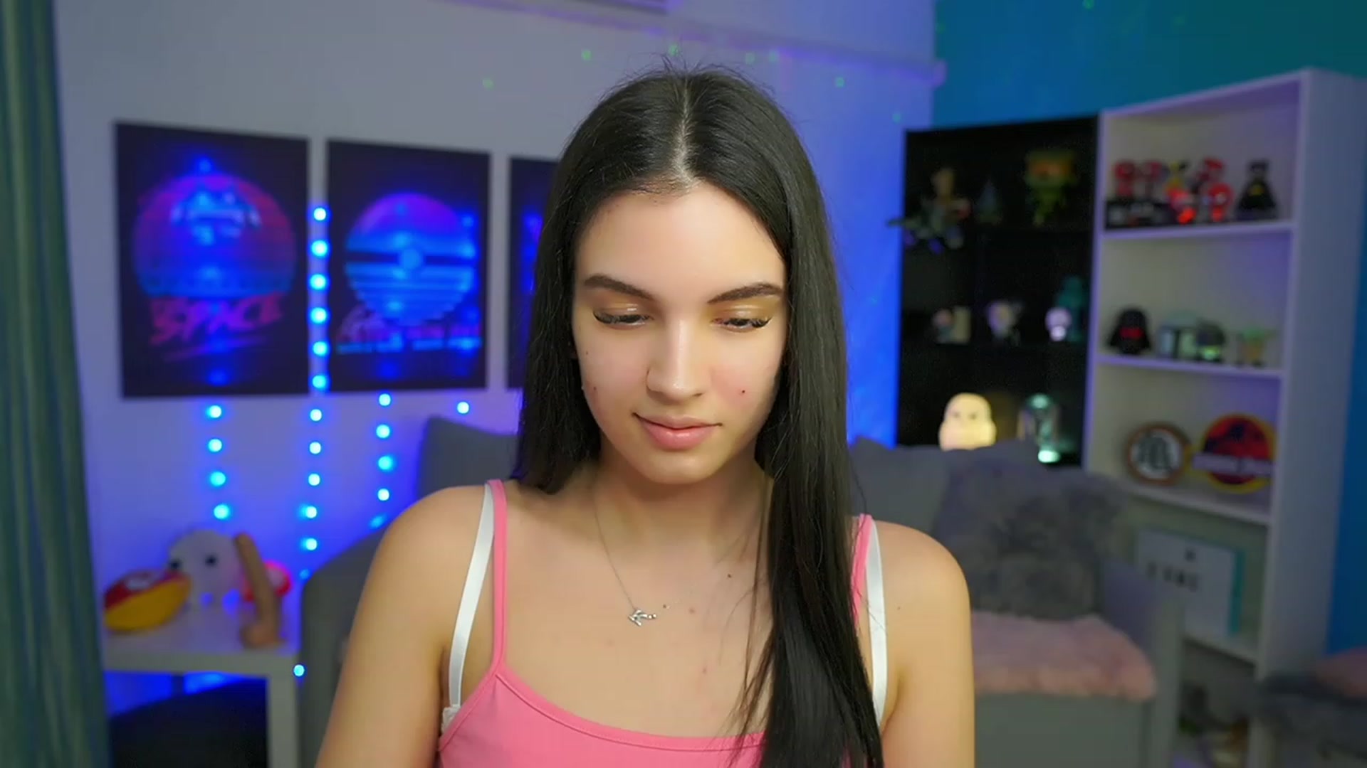 Gallery image thumbnail from Kylie_Quinn's myfreecams stream on, 03/05/2023, 24:33 image 20 of 20